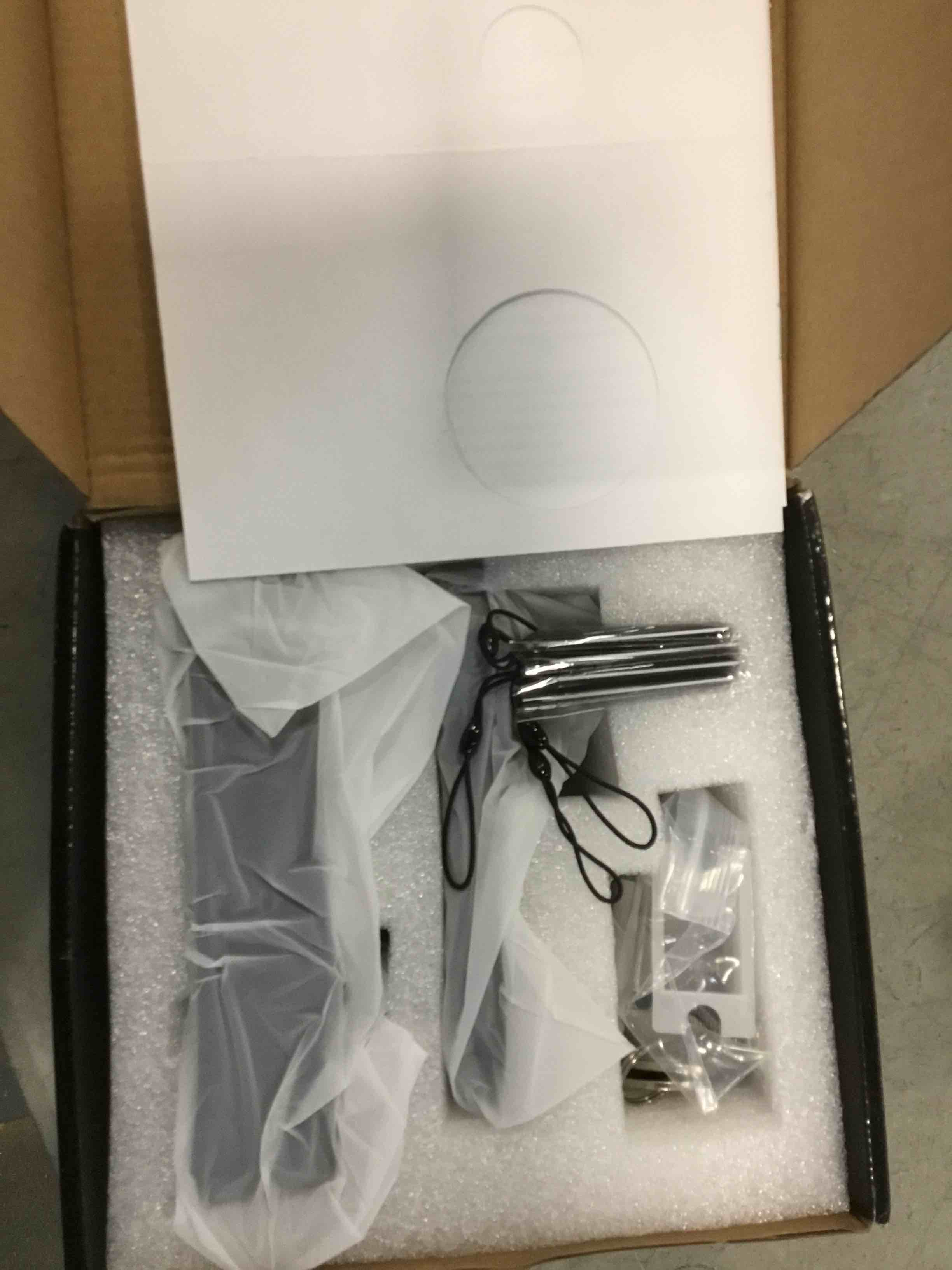 https://s3.amazonaws.com/lotting-images-prod/bidfta/TEA1498393_1733431880175.jpeg