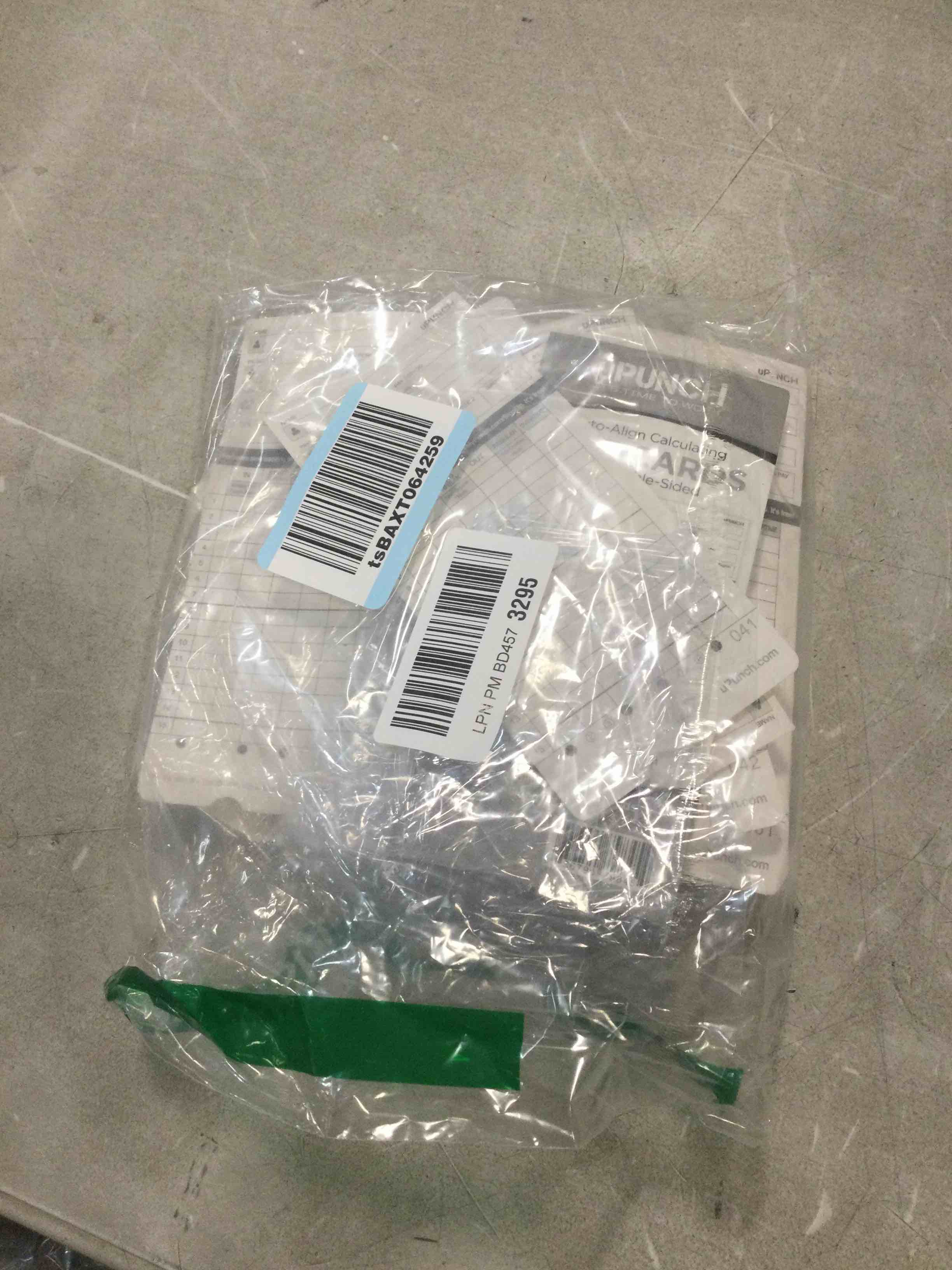 https://s3.amazonaws.com/lotting-images-prod/bidfta/TEA1498668_1733758008676.jpeg
