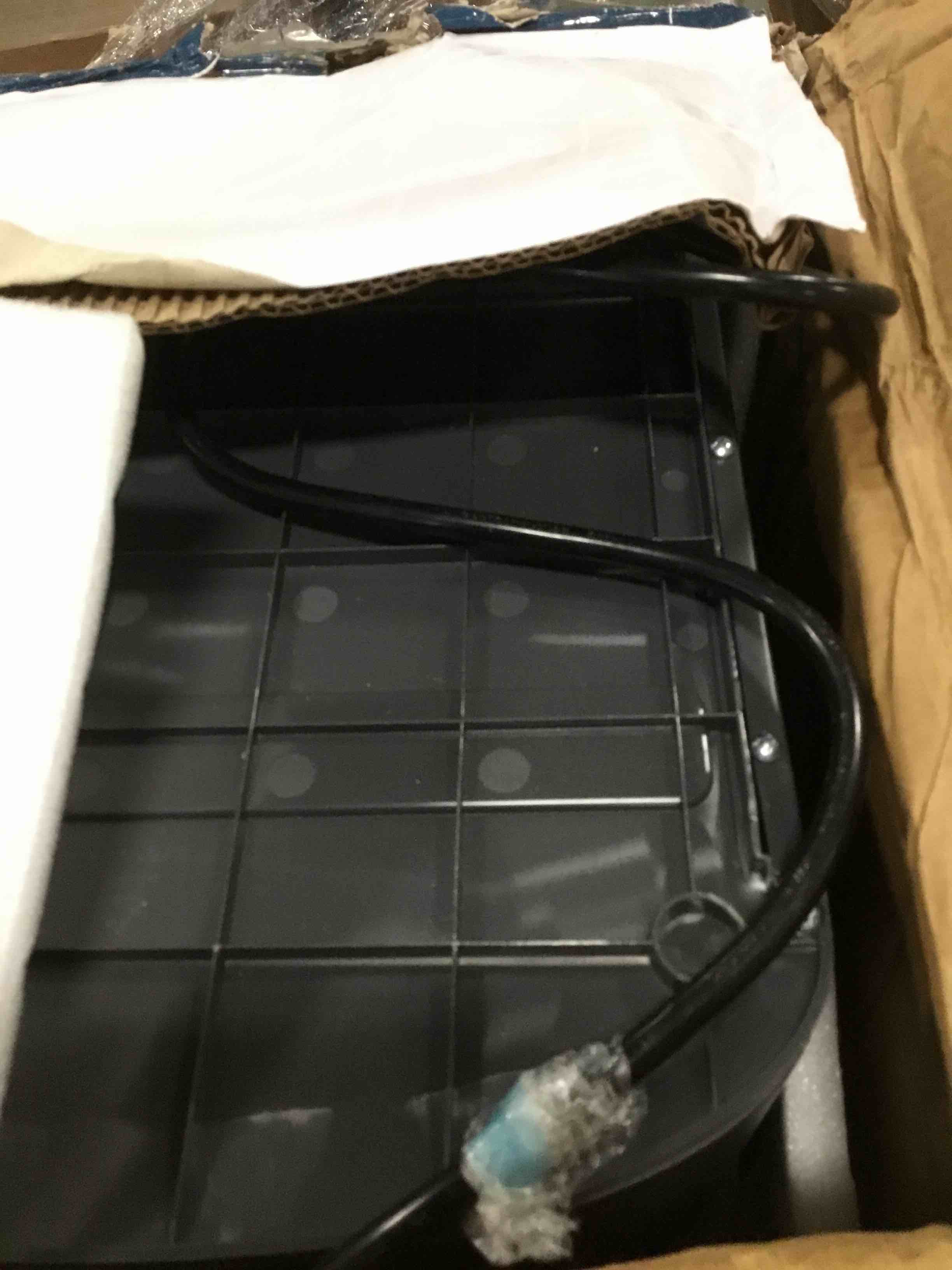 https://s3.amazonaws.com/lotting-images-prod/bidfta/TEA1499614_1733973022246.jpeg