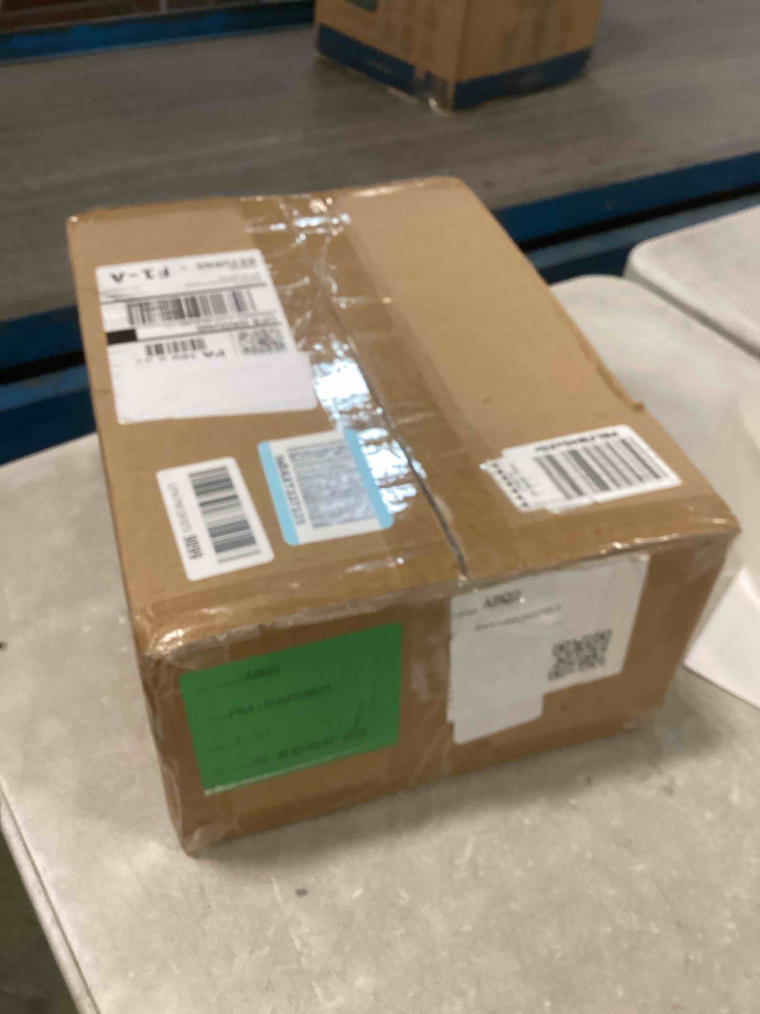 https://s3.amazonaws.com/lotting-images-prod/bidfta/TEA1499642_1733979429505.jpeg