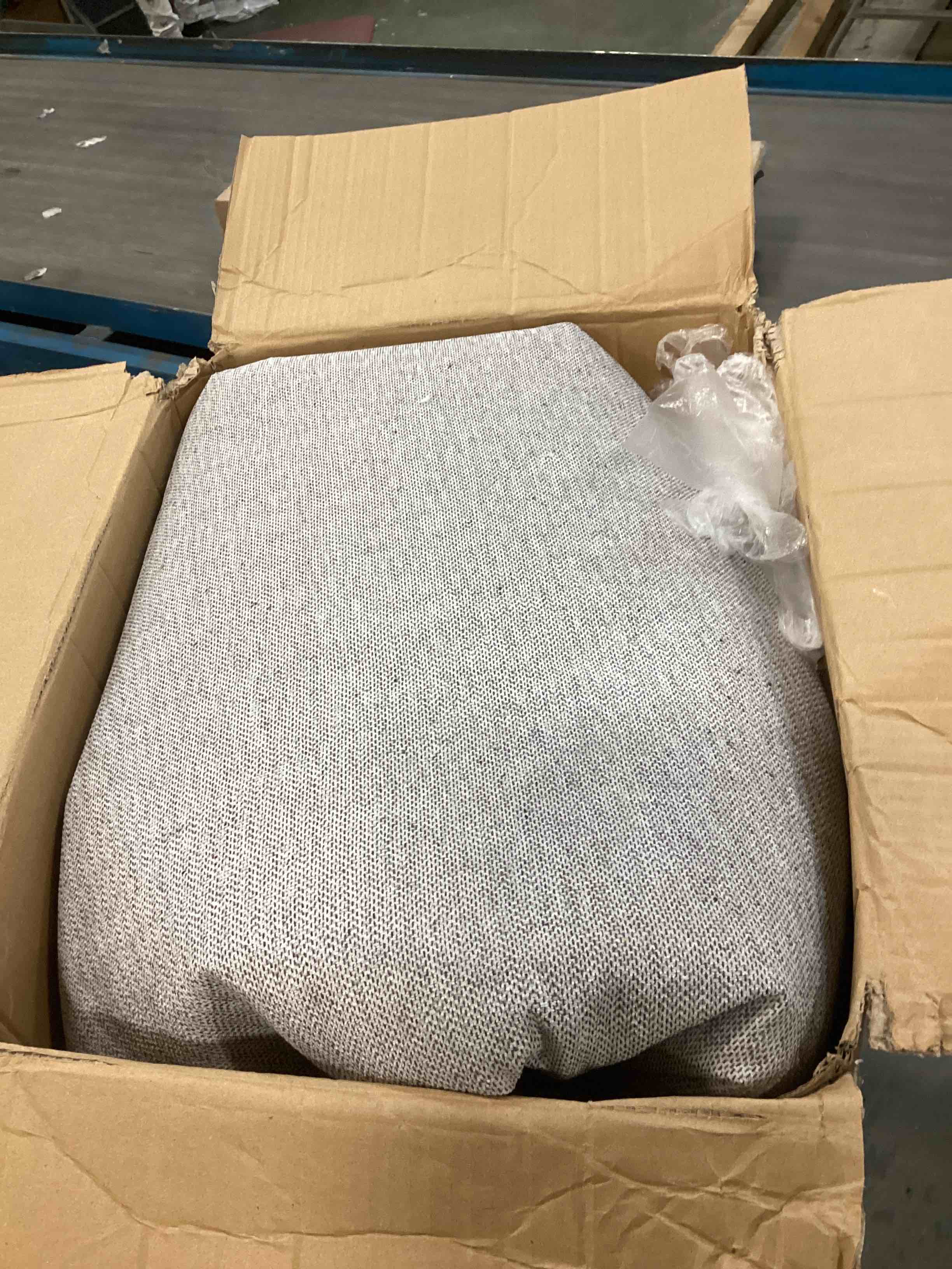 Condition photo showing As Is for LIVEBOX Washable Rugs 9x12 for Living Room -Soft Non-Slip Large Rugs for Bedroom, Low-Pile Vintage Rug for Livingroom, Non-Slip Neutral Area Rug for Dining Room, Tan/Beige 9‘ x 12’ Tan/Beige