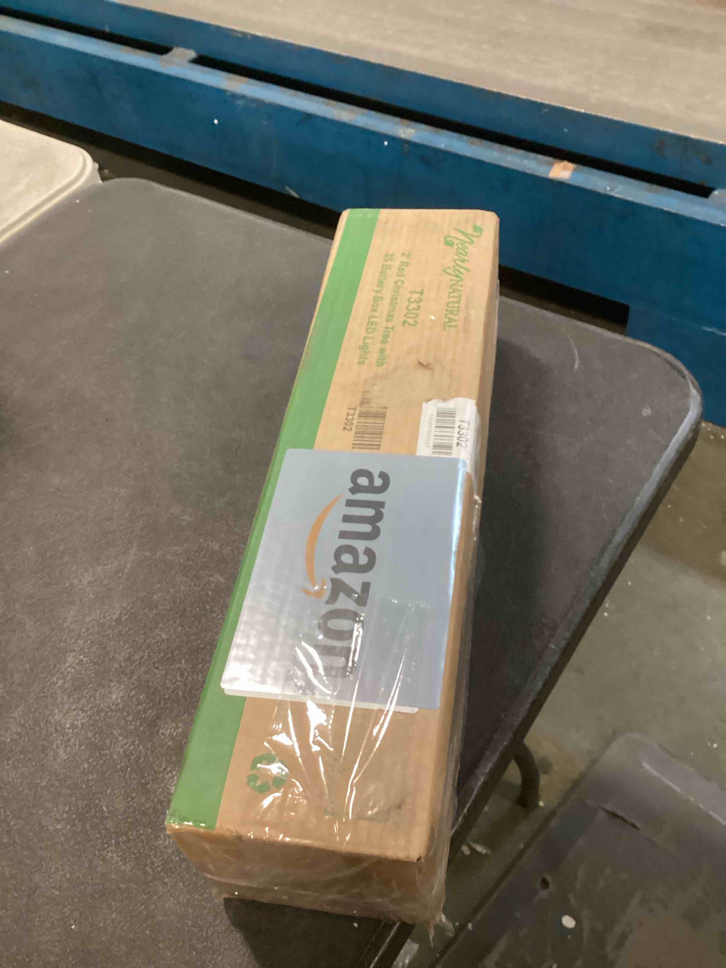 https://s3.amazonaws.com/lotting-images-prod/bidfta/TEA1502005_1734144562457.jpeg