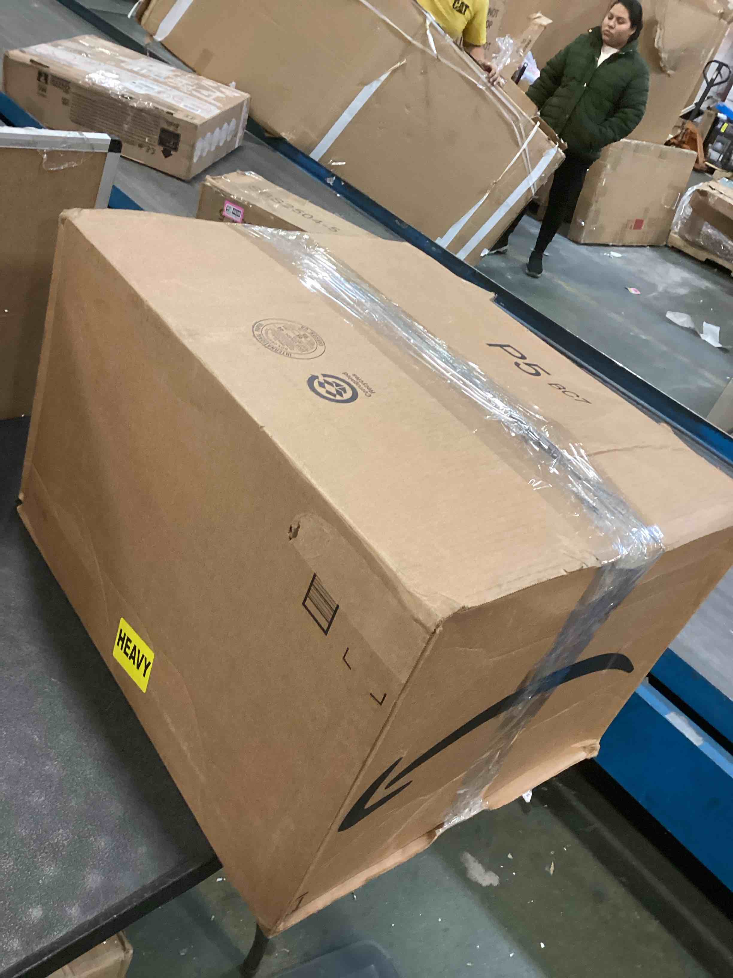 https://s3.amazonaws.com/lotting-images-prod/bidfta/TEA1502024_1734146243538.jpeg
