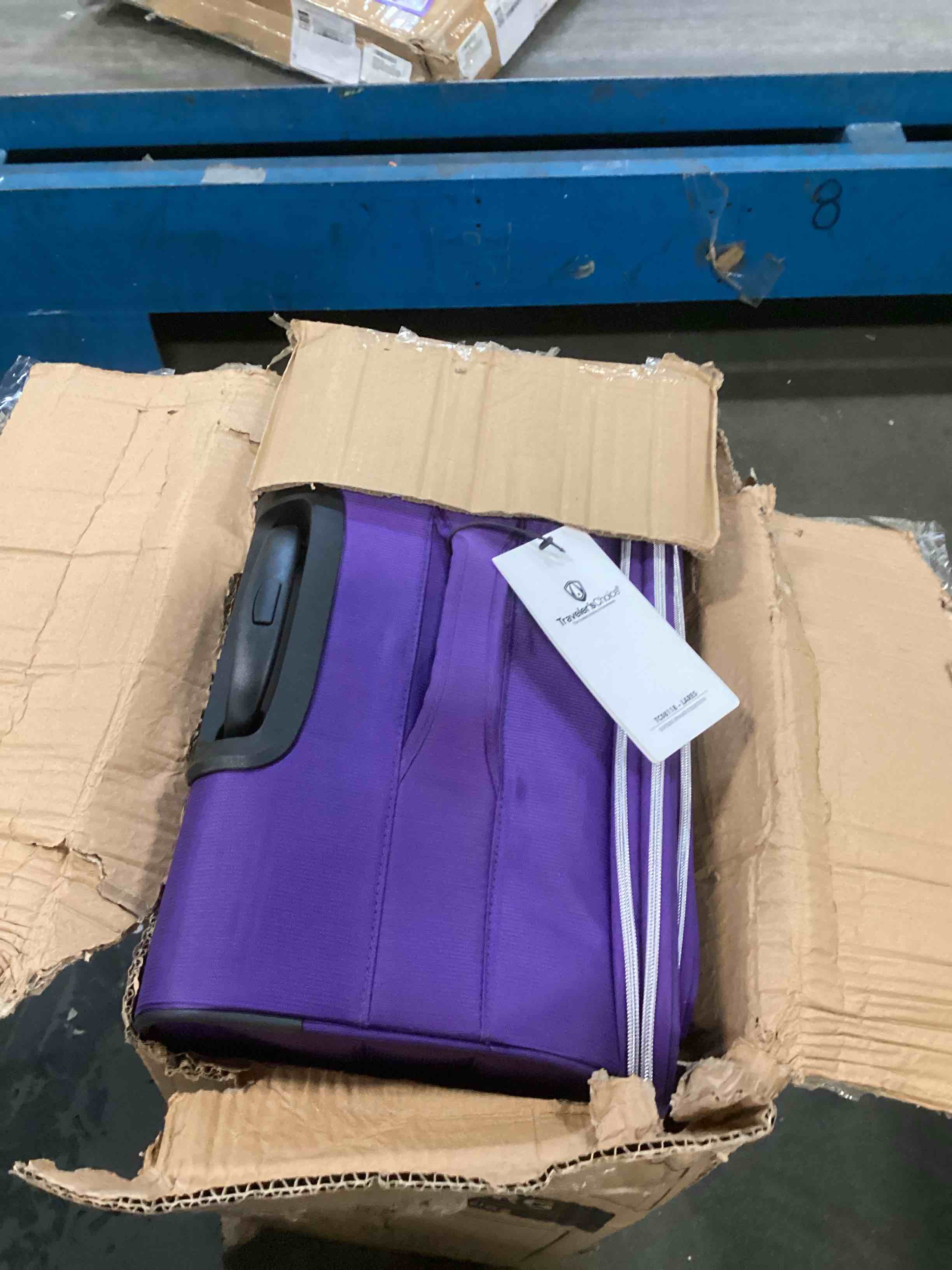 https://s3.amazonaws.com/lotting-images-prod/bidfta/TEA1502025_1734146327292.jpeg