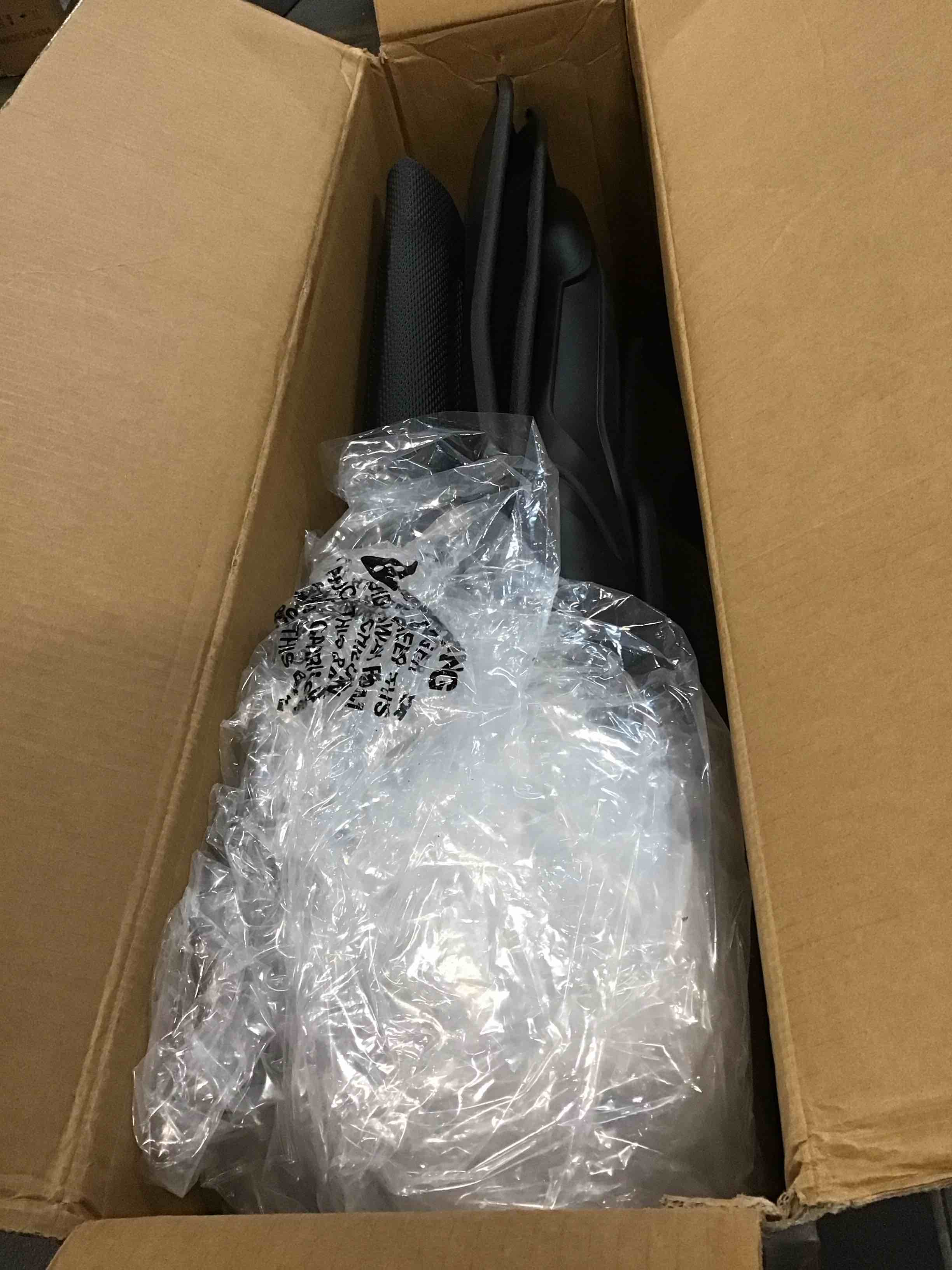 https://s3.amazonaws.com/lotting-images-prod/bidfta/TEA1502909_1734664755797.jpeg