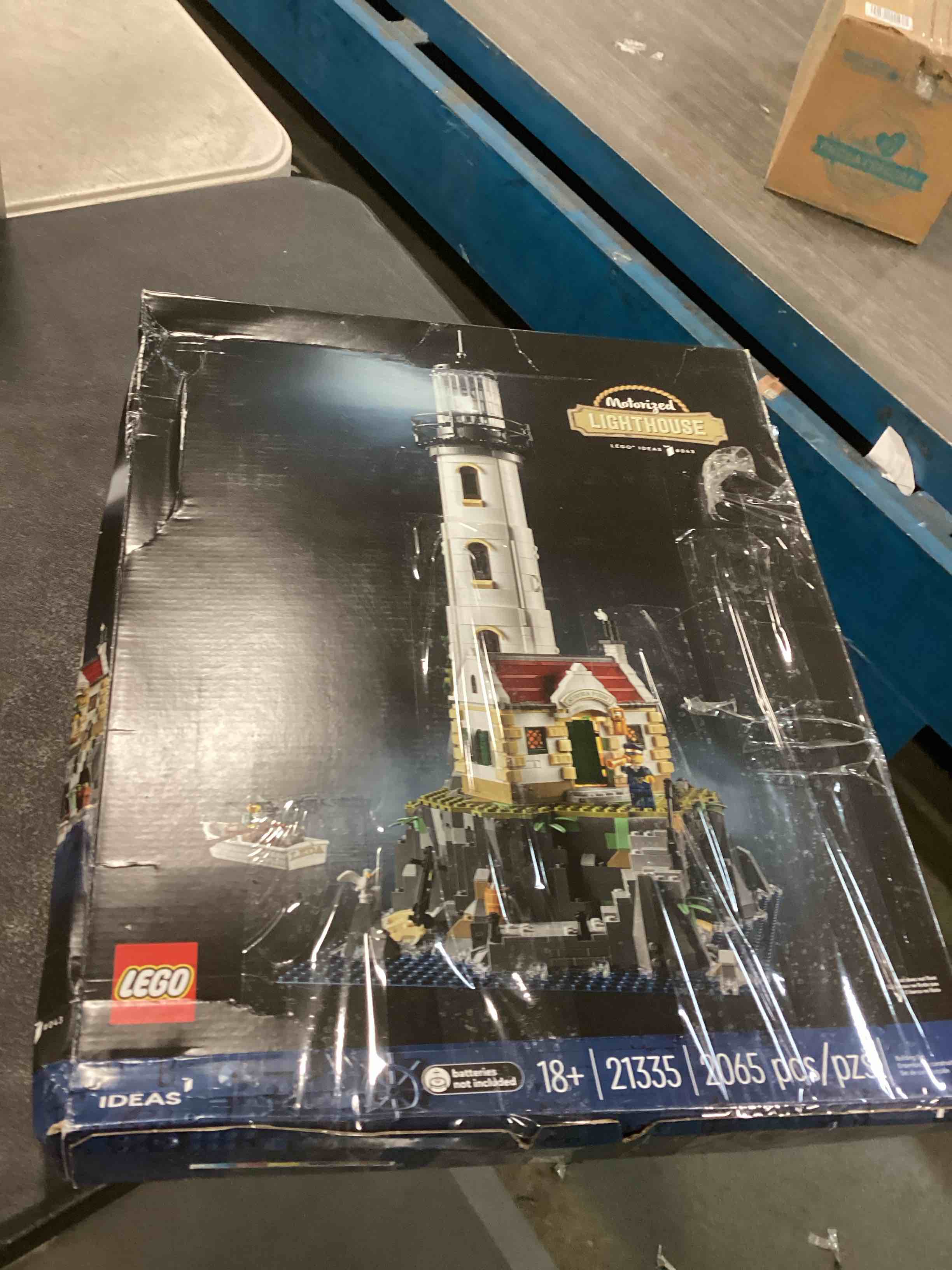 https://s3.amazonaws.com/lotting-images-prod/bidfta/TEA1503324_1735271713639.jpeg
