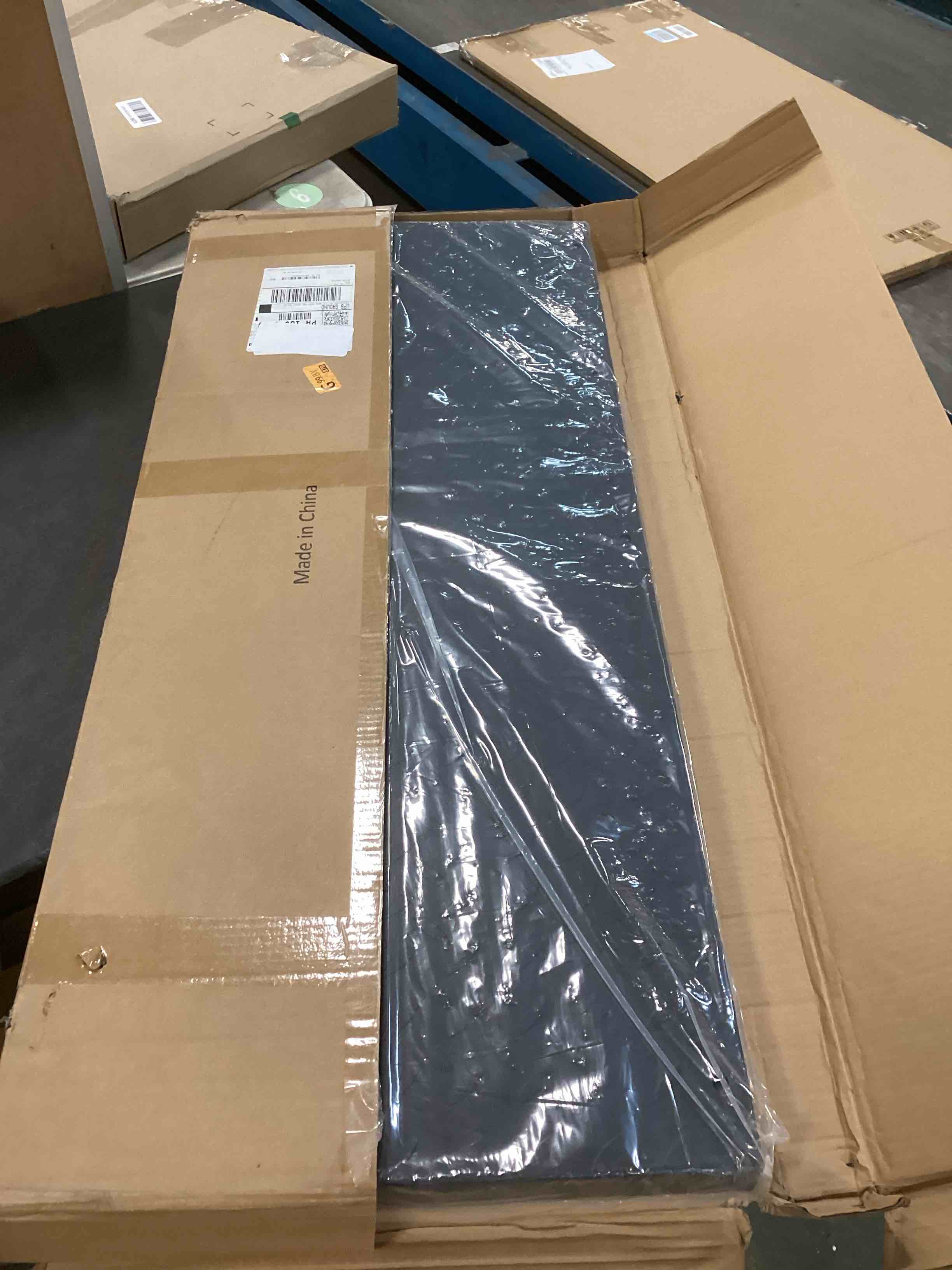 https://s3.amazonaws.com/lotting-images-prod/bidfta/TEA1503398_1735605839986.jpeg
