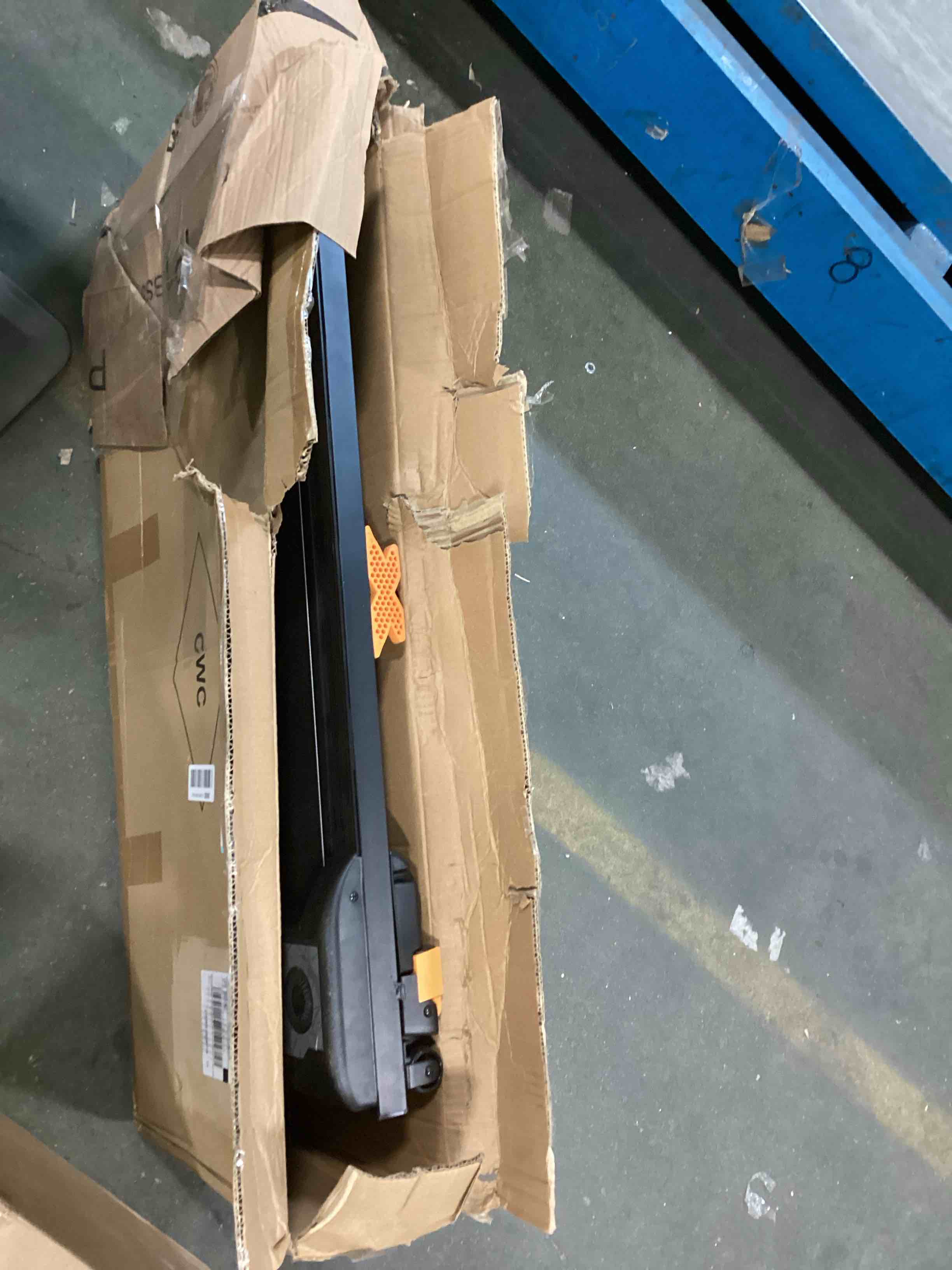 https://s3.amazonaws.com/lotting-images-prod/bidfta/TEA1503424_1735609426214.jpeg