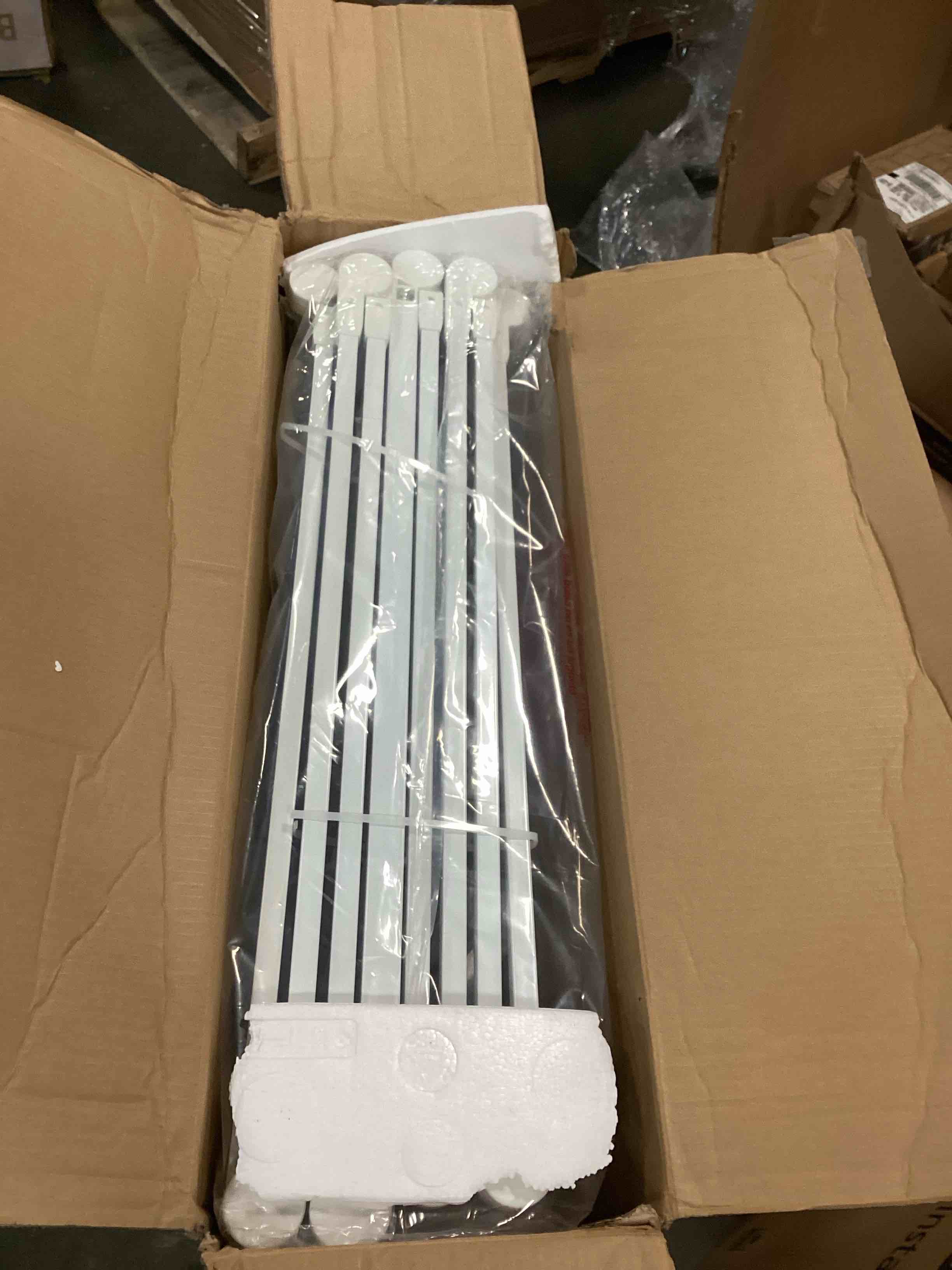 https://s3.amazonaws.com/lotting-images-prod/bidfta/TEA1503453_1735614926130.jpeg