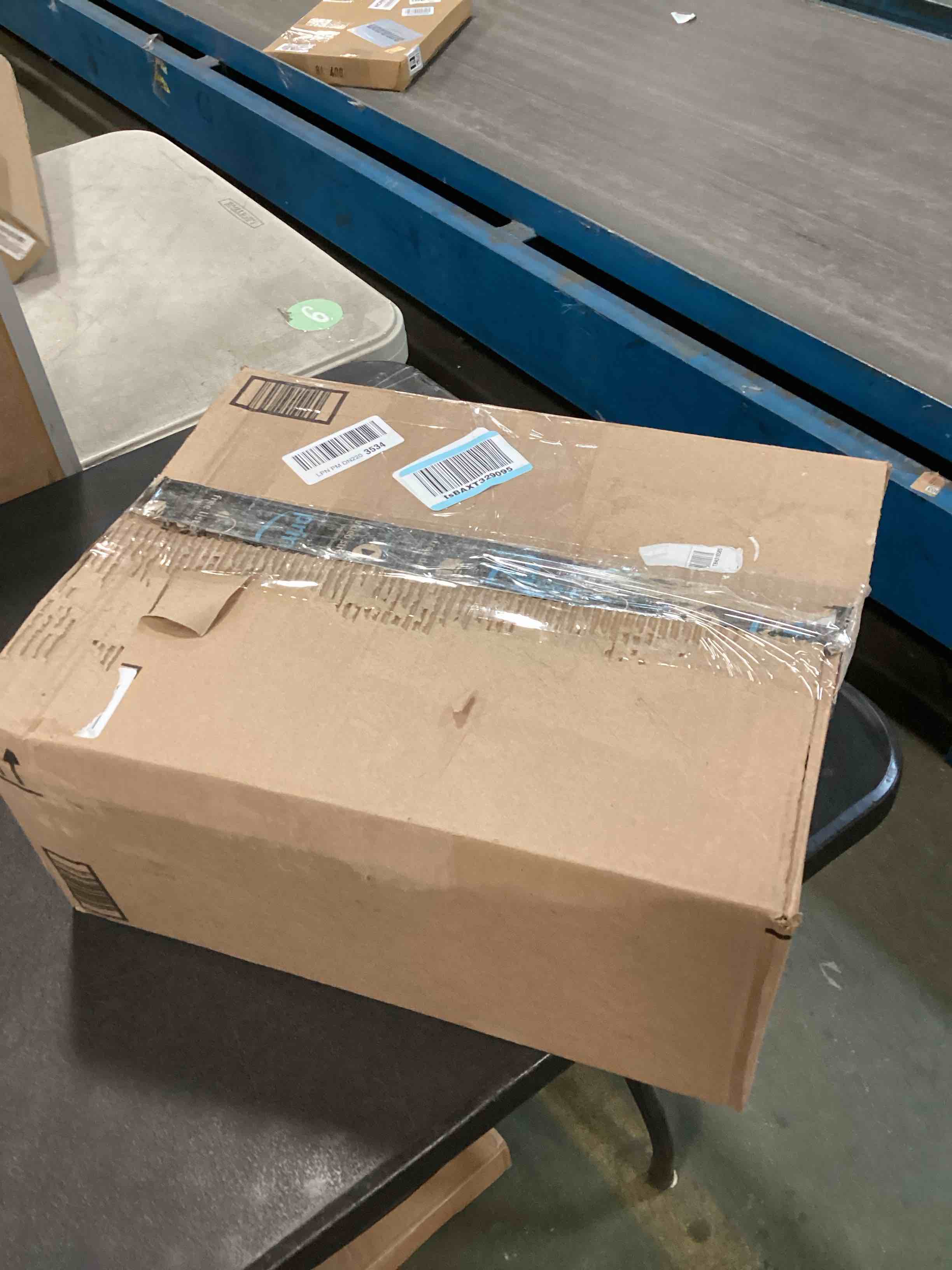 https://s3.amazonaws.com/lotting-images-prod/bidfta/TEA1503547_1735683710712.jpeg