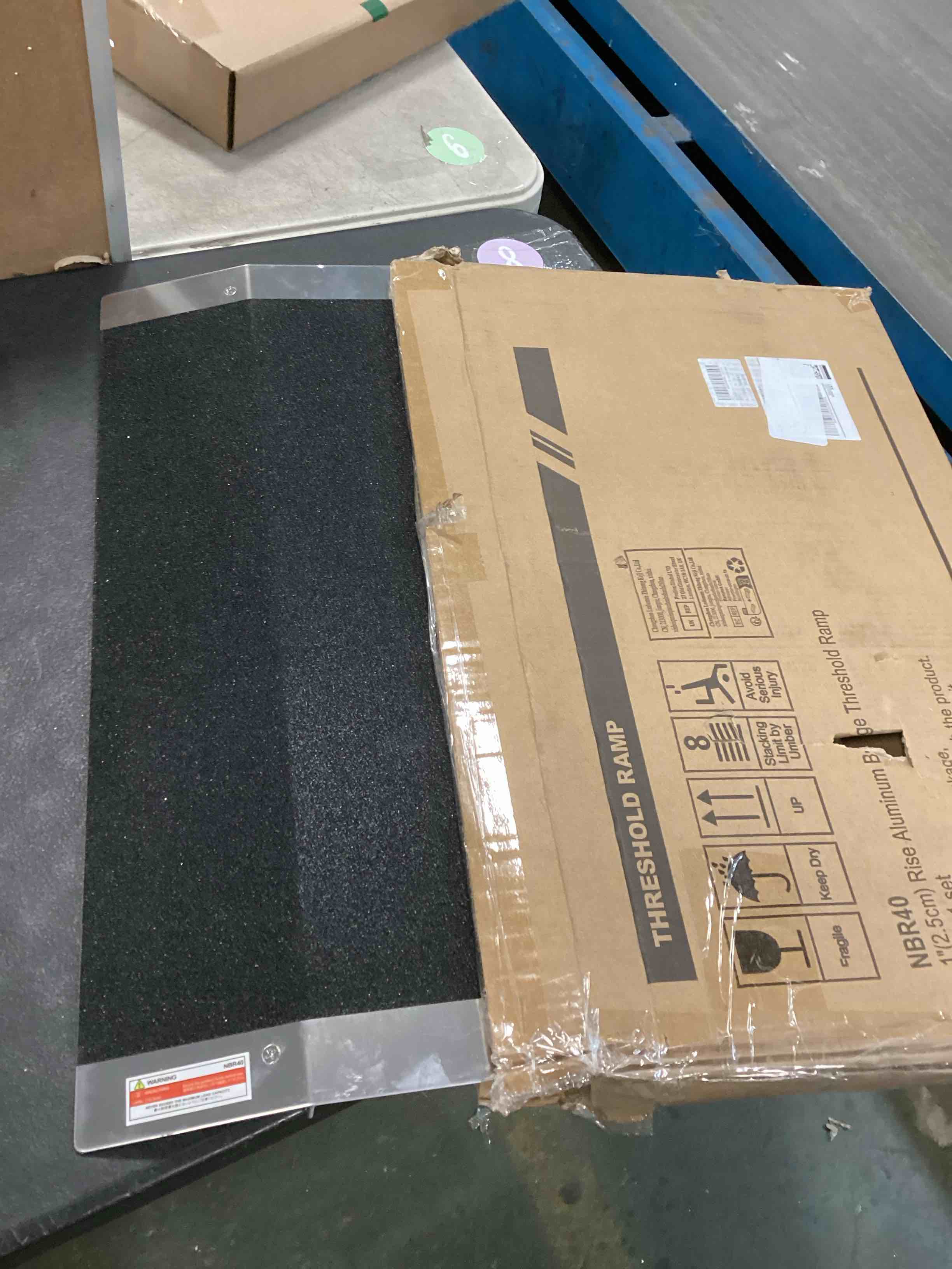 https://s3.amazonaws.com/lotting-images-prod/bidfta/TEA1503661_1735866059527.jpeg
