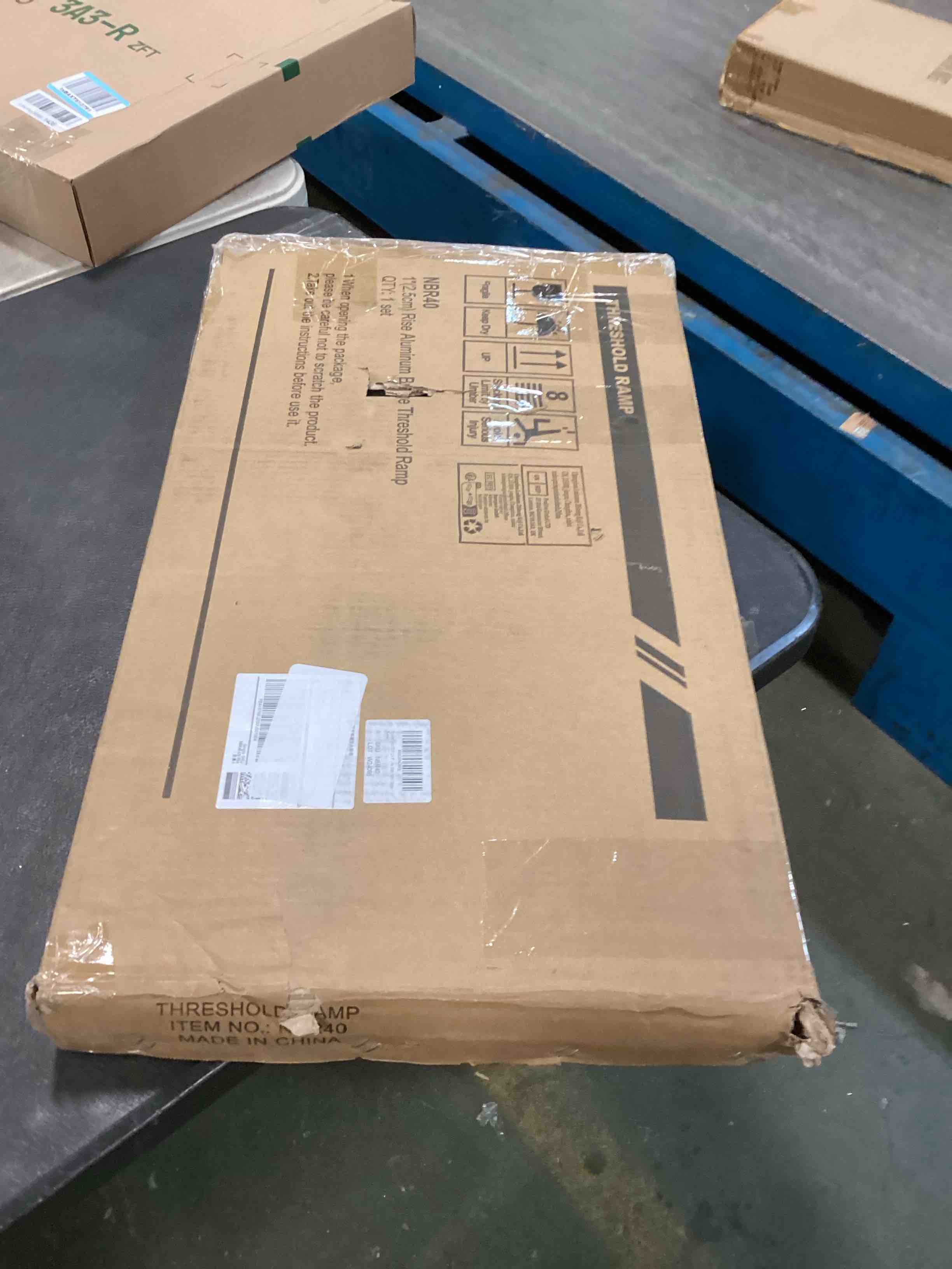 https://s3.amazonaws.com/lotting-images-prod/bidfta/TEA1503661_1735866089233.jpeg