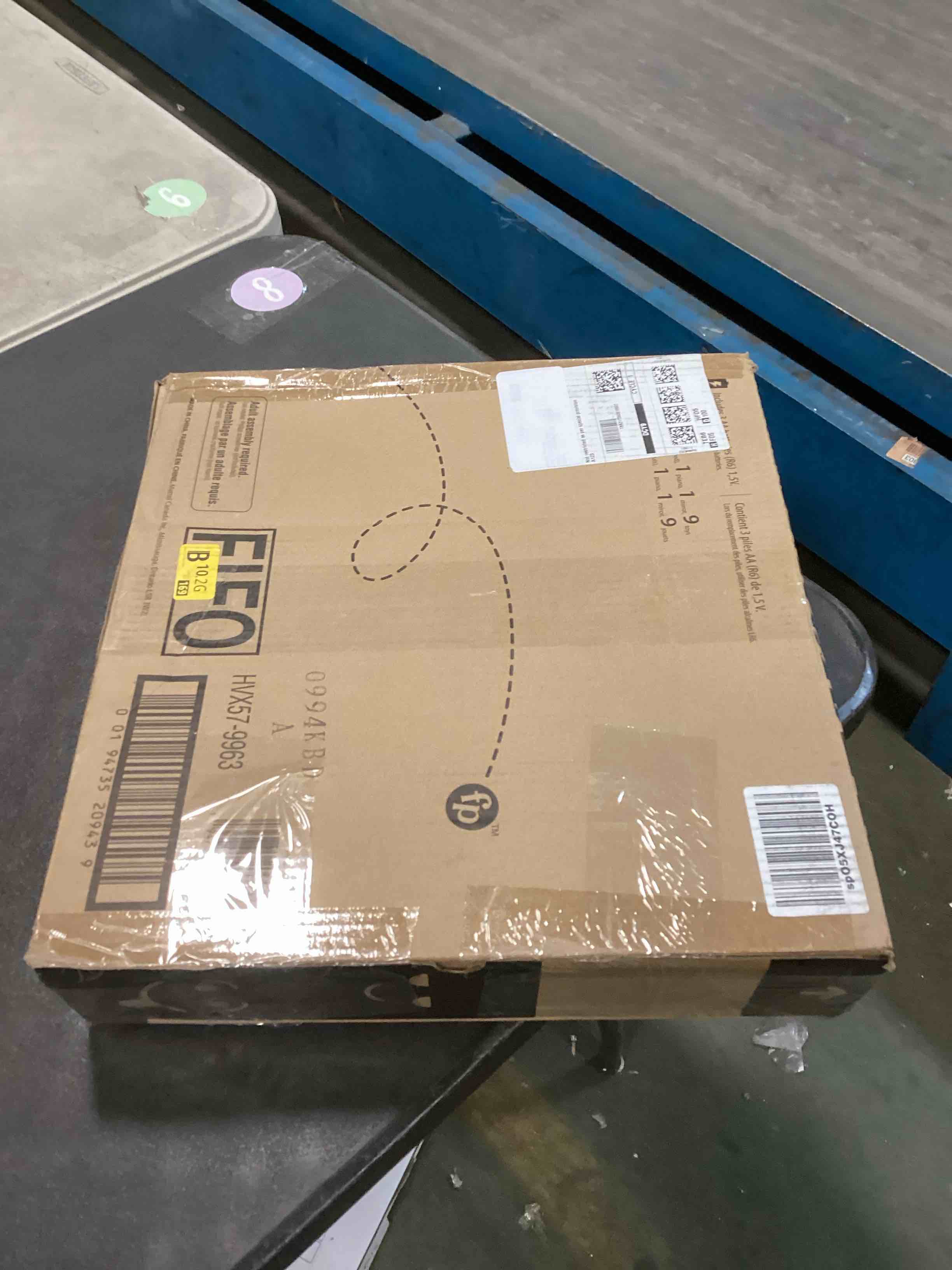 https://s3.amazonaws.com/lotting-images-prod/bidfta/TEA1503792_1735881900436.jpeg