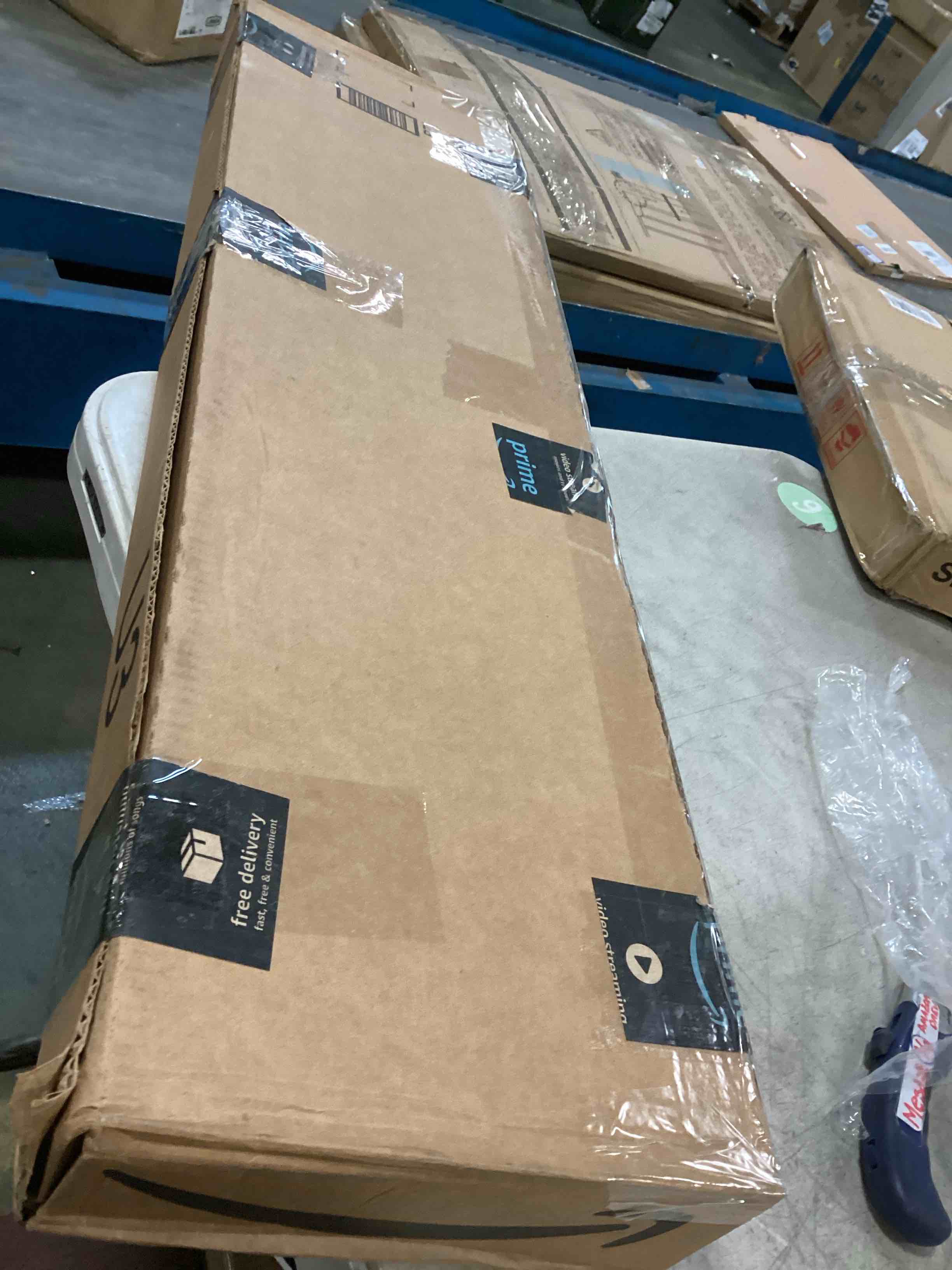 https://s3.amazonaws.com/lotting-images-prod/bidfta/TEA1504189_1735612677289.jpeg