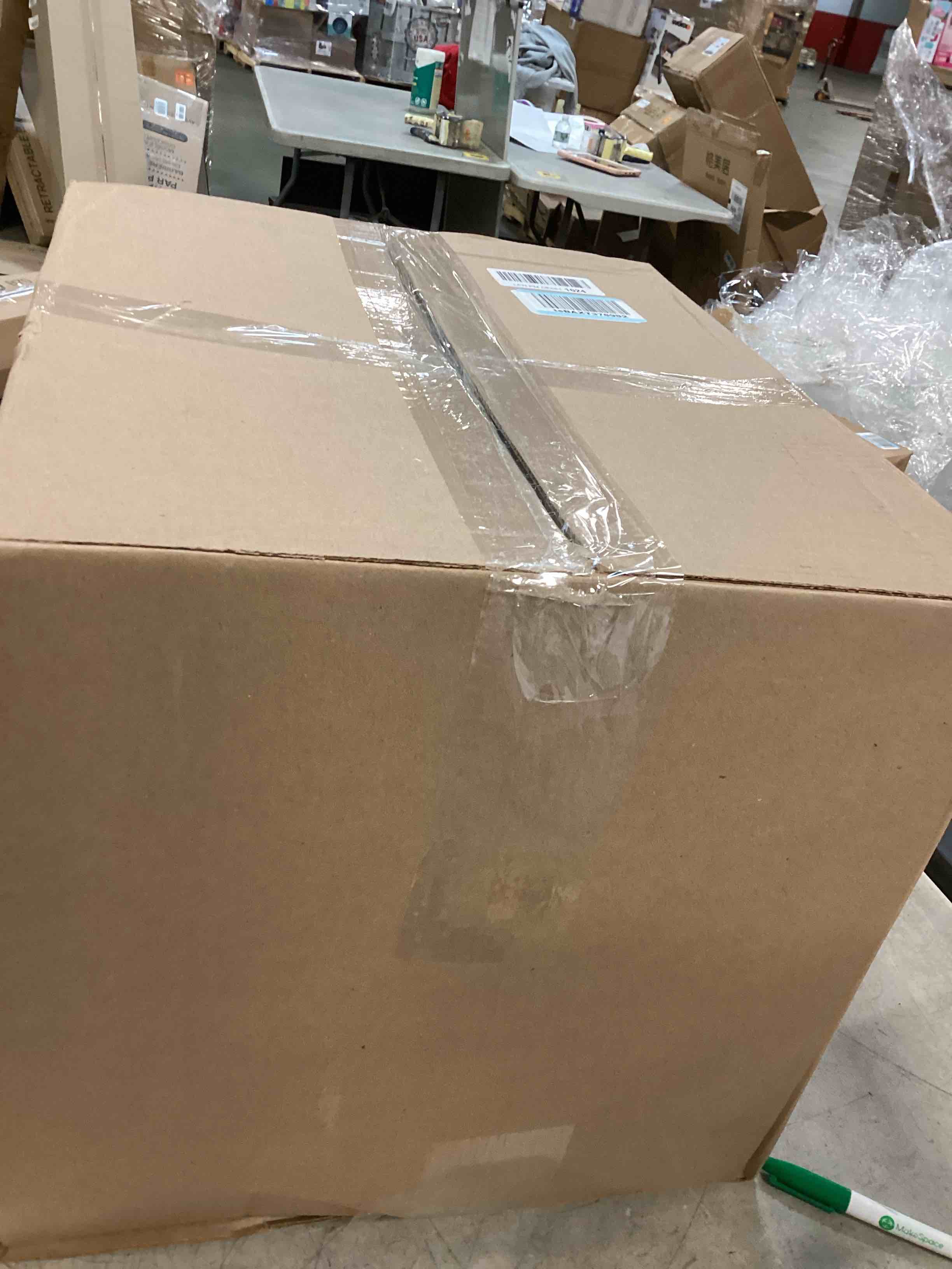 https://s3.amazonaws.com/lotting-images-prod/bidfta/TEA1504243_1735617512747.jpeg