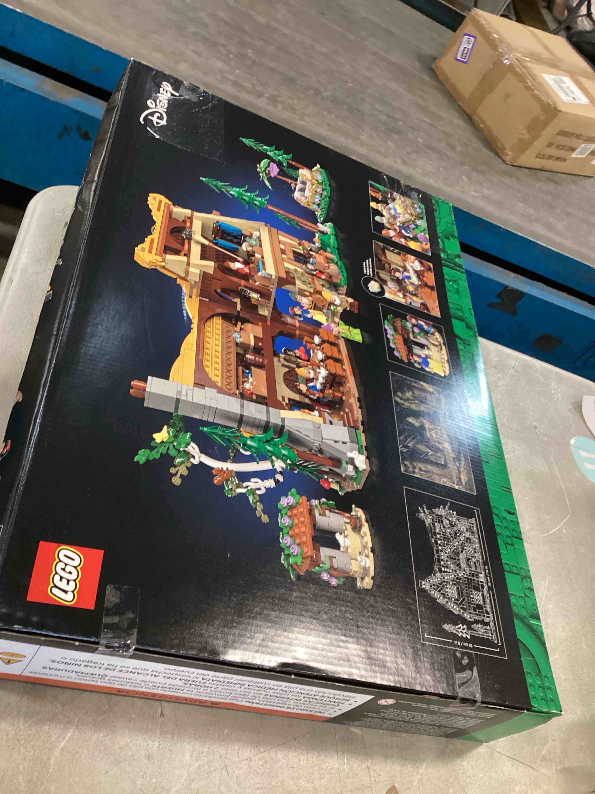 https://s3.amazonaws.com/lotting-images-prod/bidfta/TEA1505313_1736448272591.jpeg
