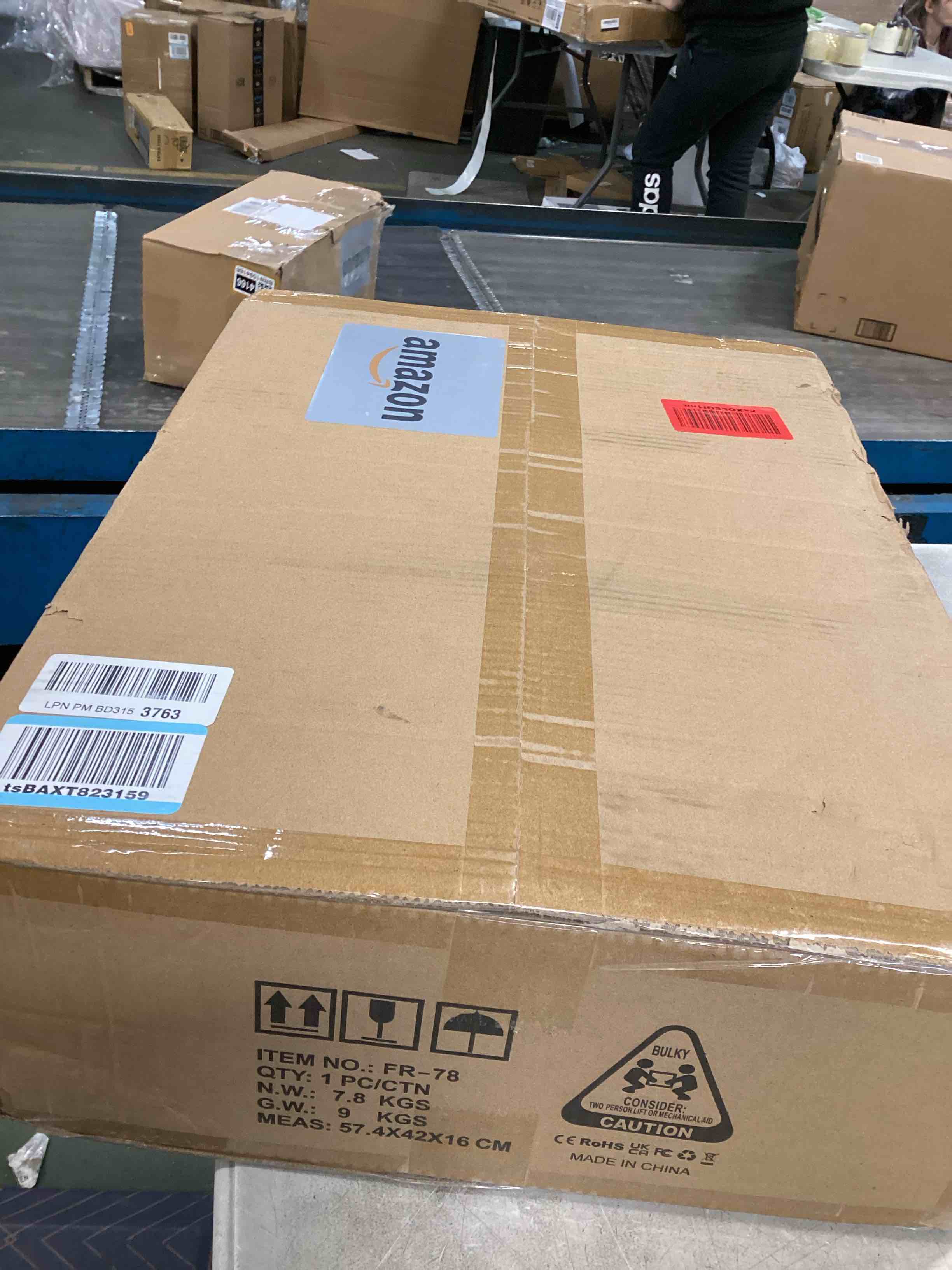 https://s3.amazonaws.com/lotting-images-prod/bidfta/TEA1505370_1736456090304.jpeg