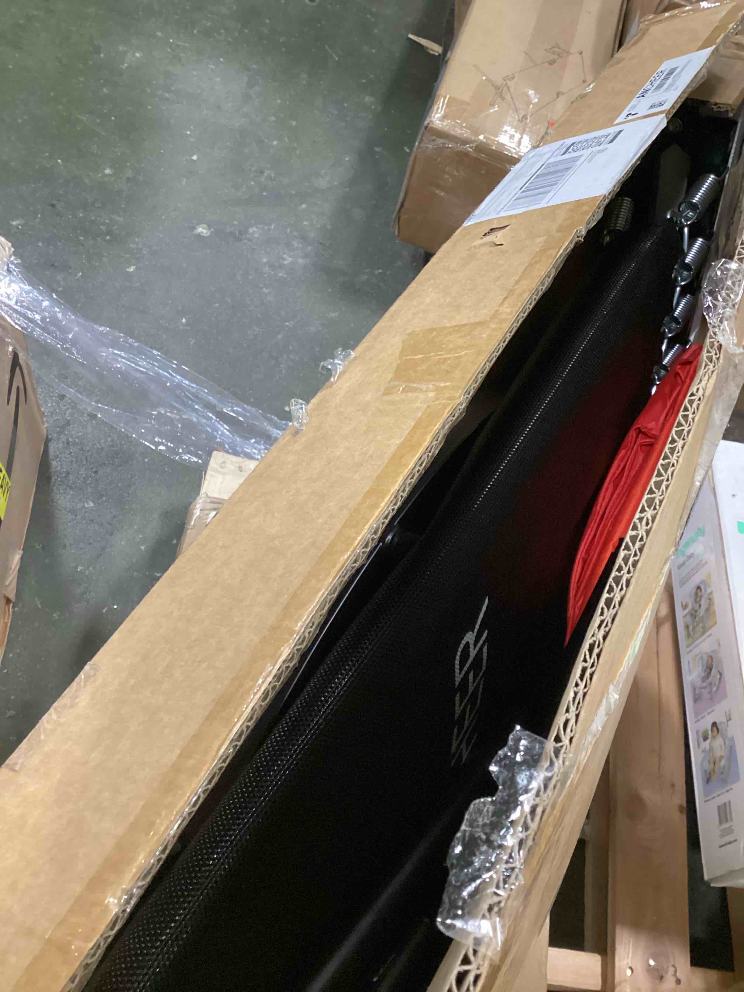 https://s3.amazonaws.com/lotting-images-prod/bidfta/TEA1505501_1736525456468.jpeg