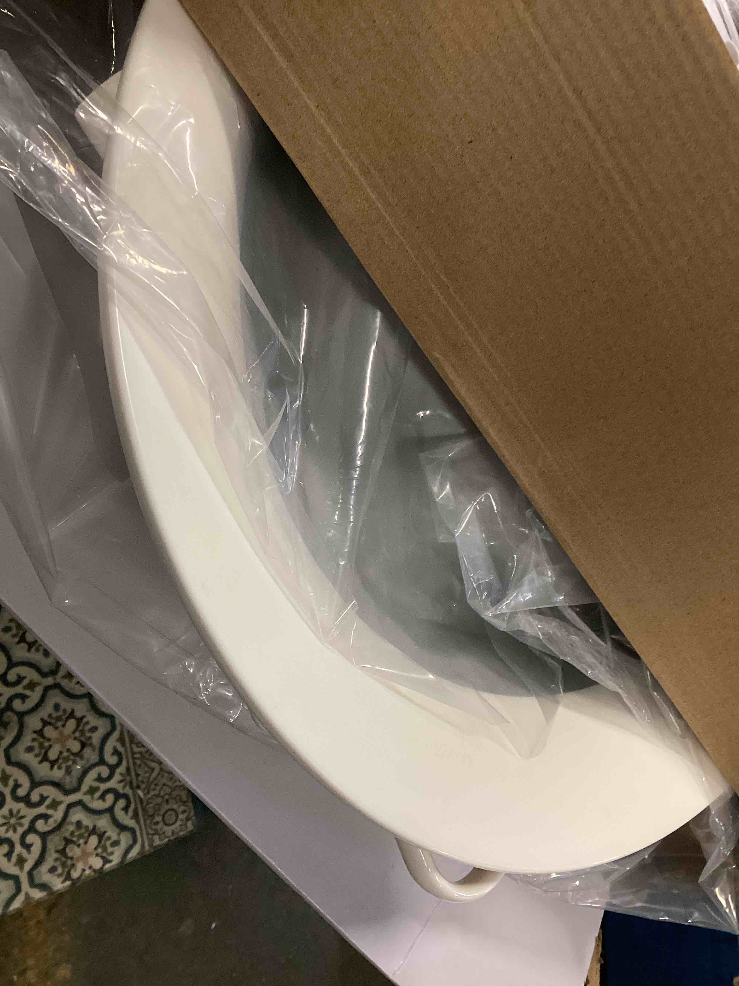 https://s3.amazonaws.com/lotting-images-prod/bidfta/TEA1505575_1736536224462.jpeg