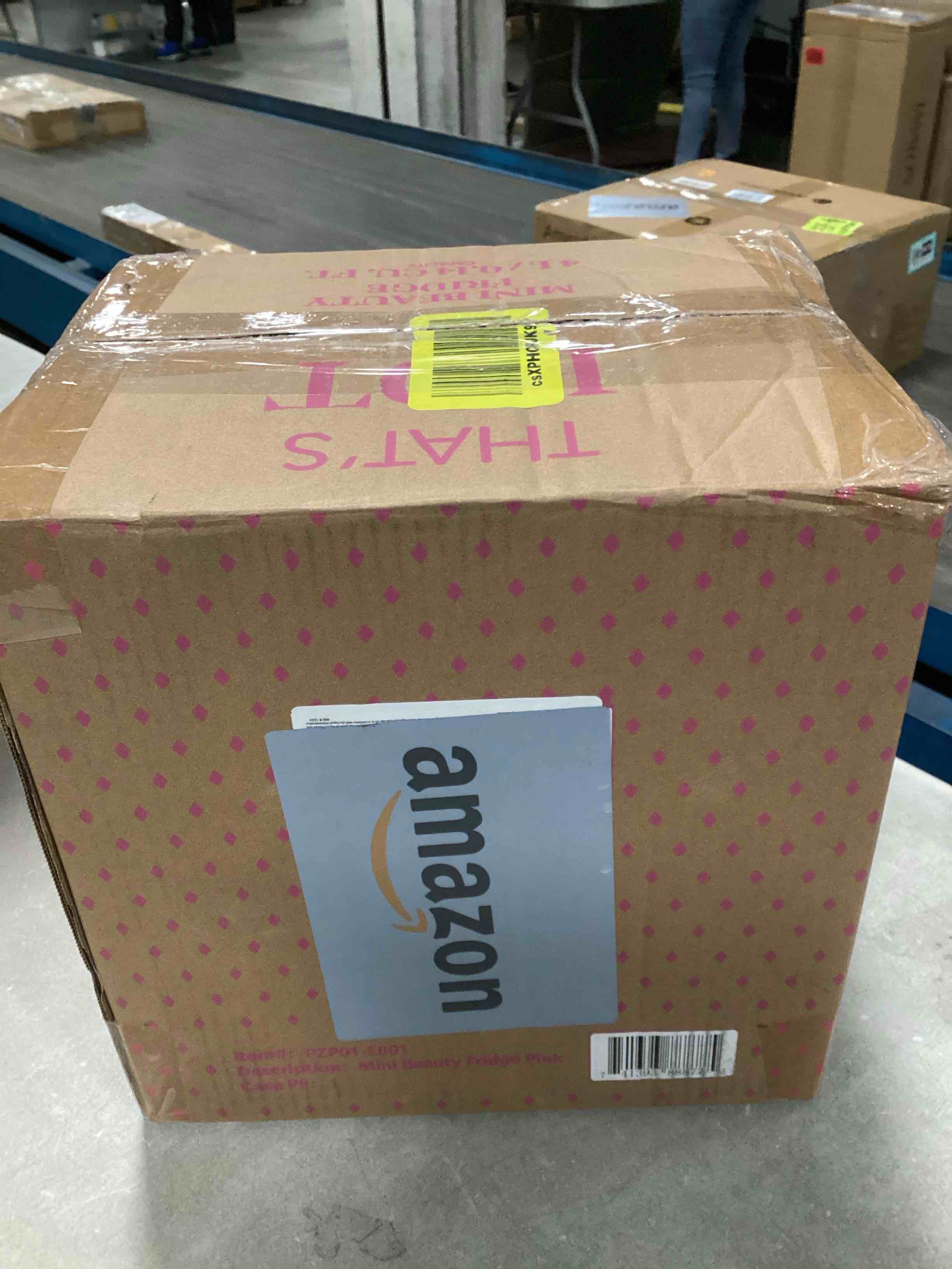 https://s3.amazonaws.com/lotting-images-prod/bidfta/TEA1505643_1736597625224.jpeg