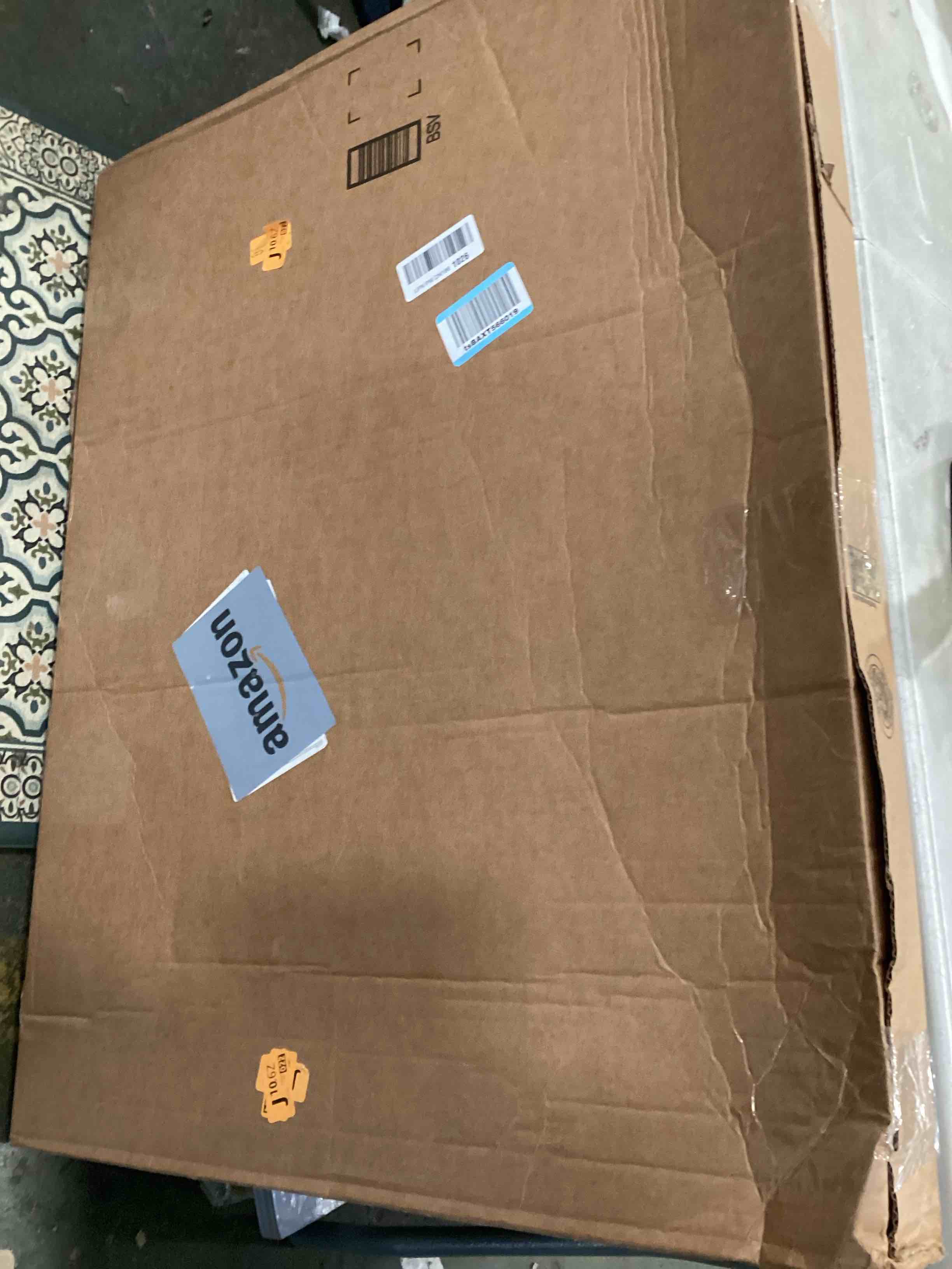 https://s3.amazonaws.com/lotting-images-prod/bidfta/TEA1505736_1736609780208.jpeg