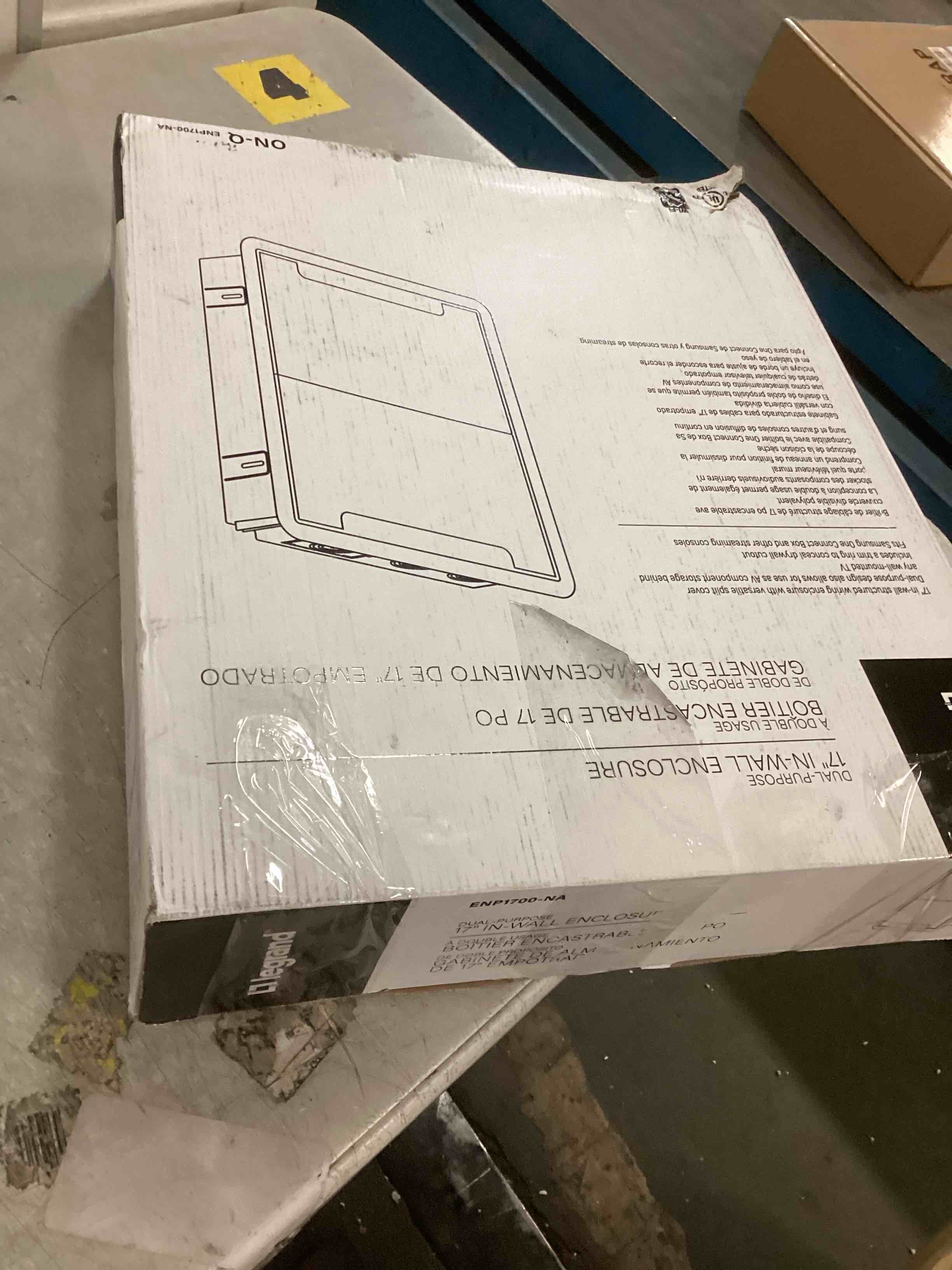 https://s3.amazonaws.com/lotting-images-prod/bidfta/TEA1507265_1734710276909.jpeg