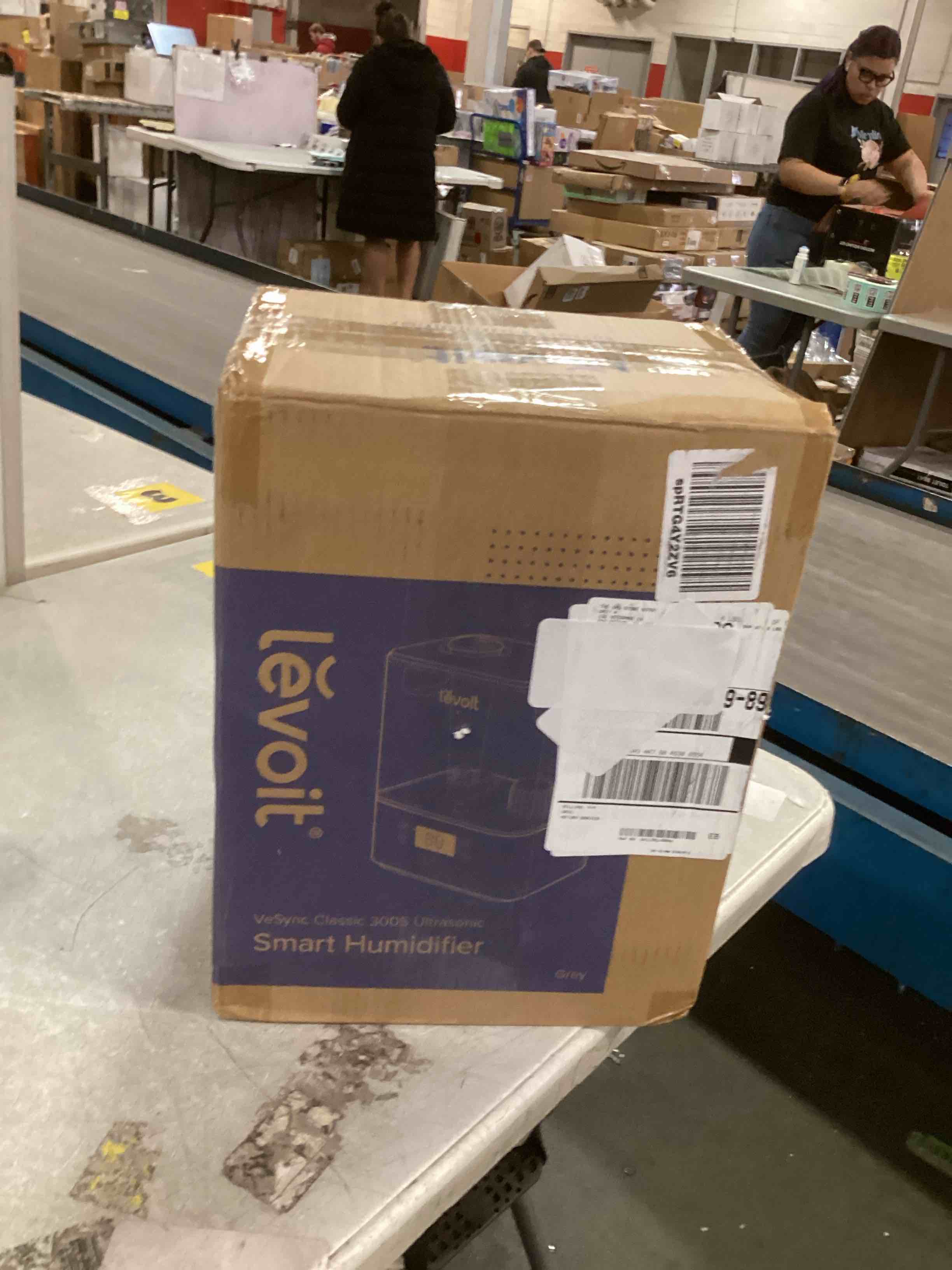 https://s3.amazonaws.com/lotting-images-prod/bidfta/TEA1507307_1734719331028.jpeg