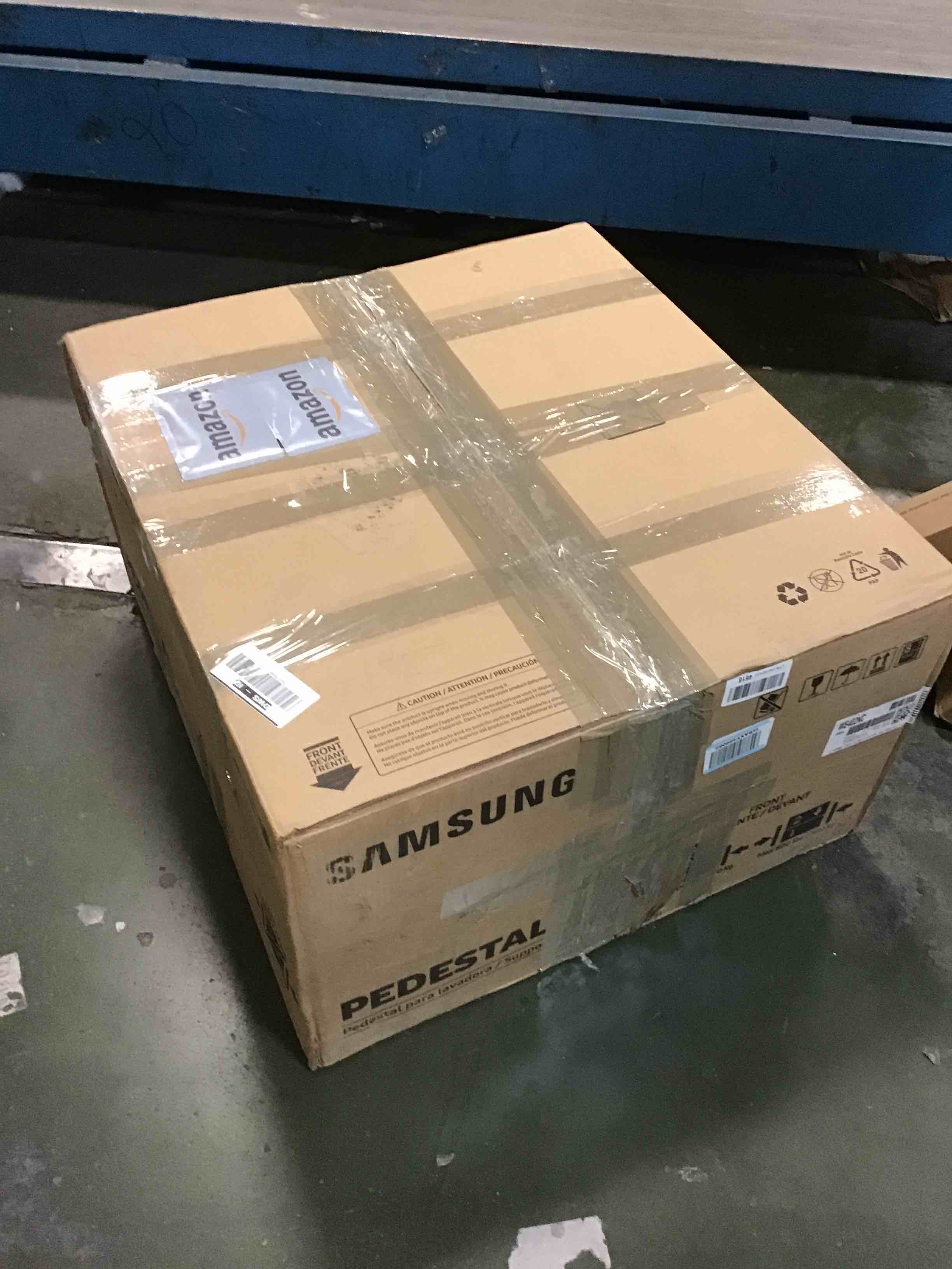 https://s3.amazonaws.com/lotting-images-prod/bidfta/TEA1508047_1735614239817.jpeg
