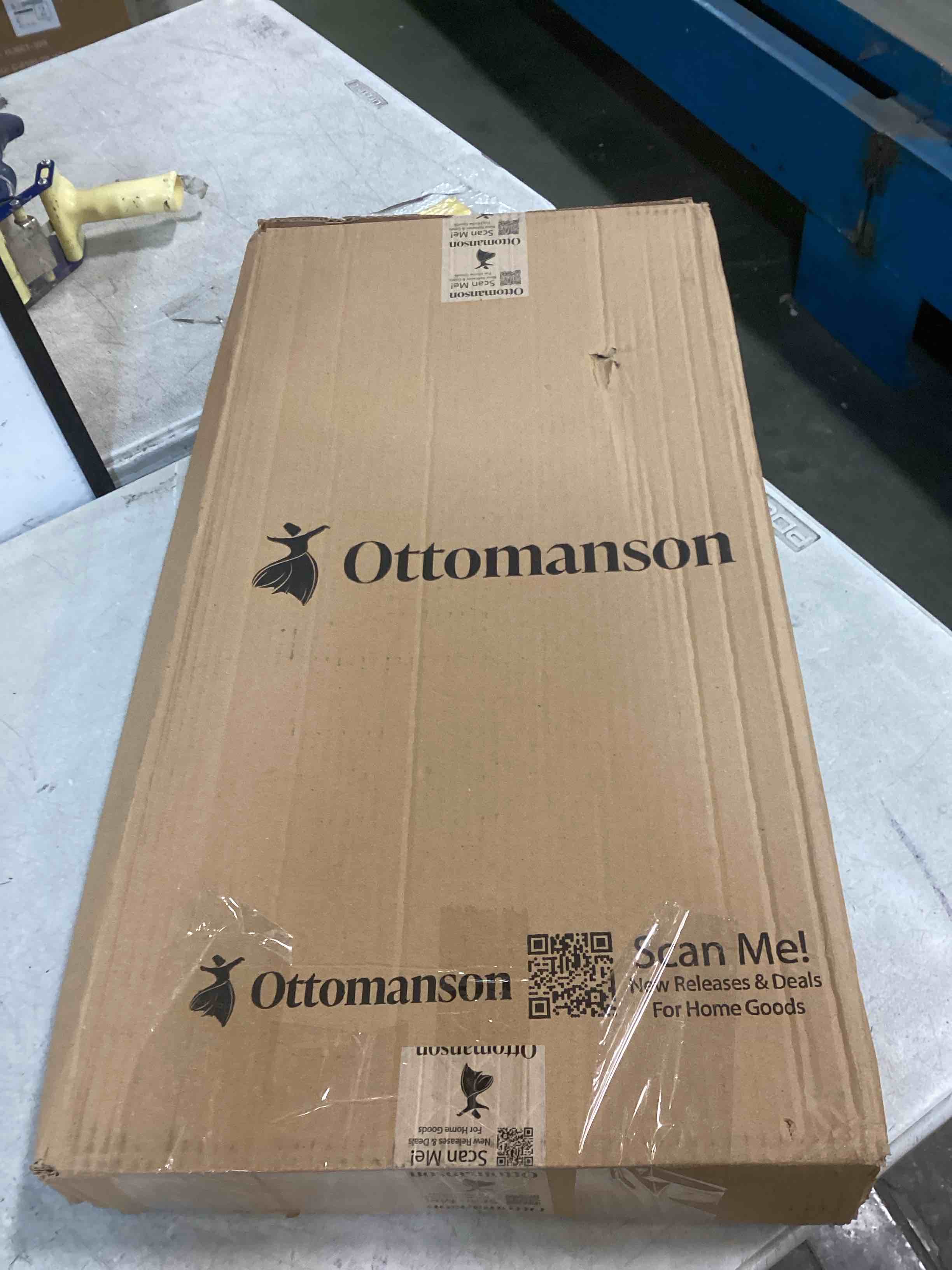 https://s3.amazonaws.com/lotting-images-prod/bidfta/TEA1508322_1735864054125.jpeg