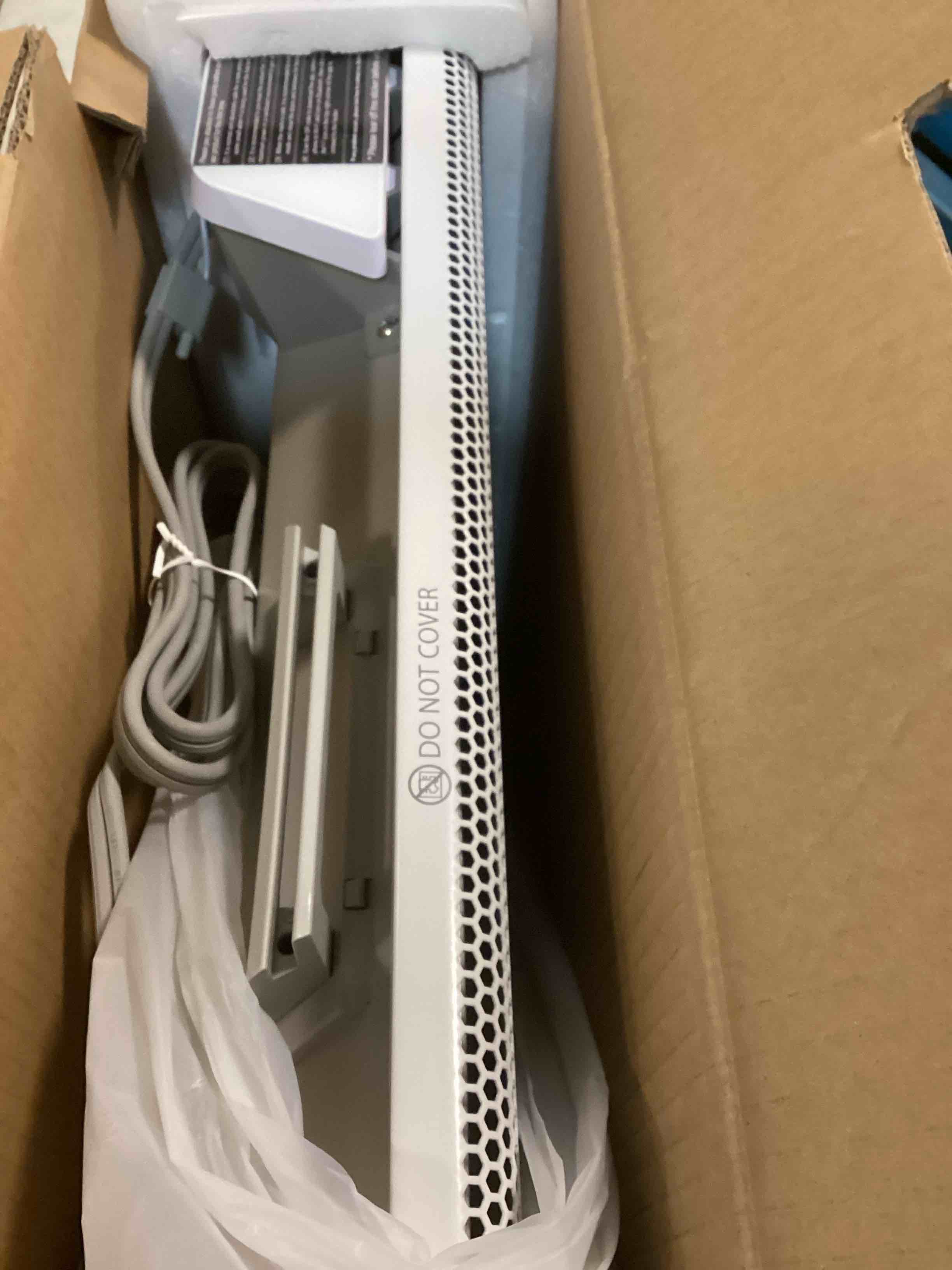 https://s3.amazonaws.com/lotting-images-prod/bidfta/TEA1508349_1735867376040.jpeg