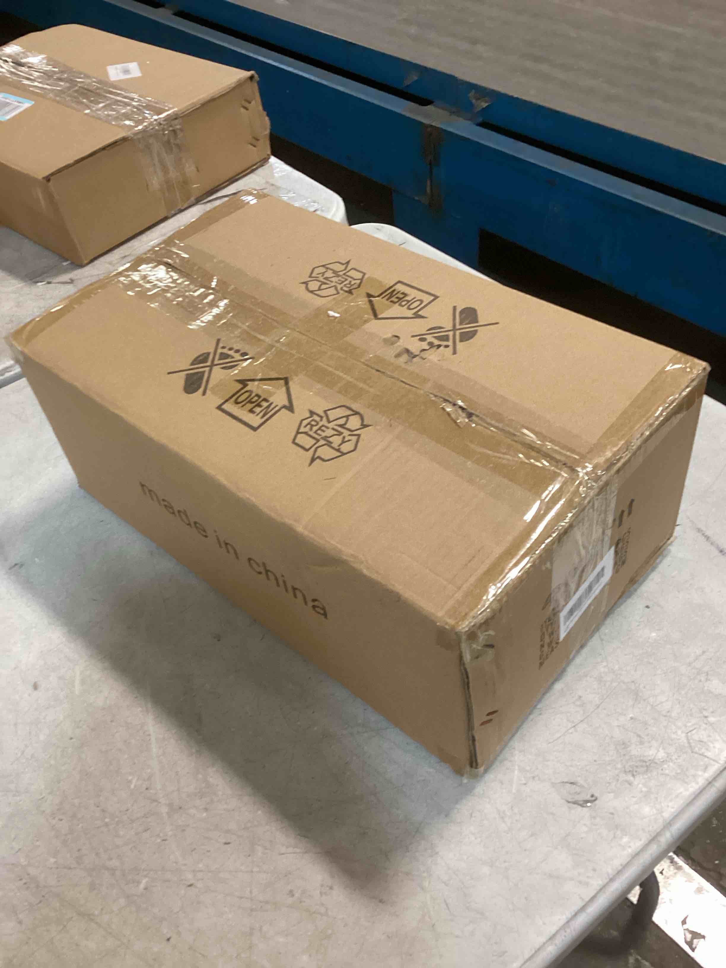 https://s3.amazonaws.com/lotting-images-prod/bidfta/TEA1508441_1735882669181.jpeg