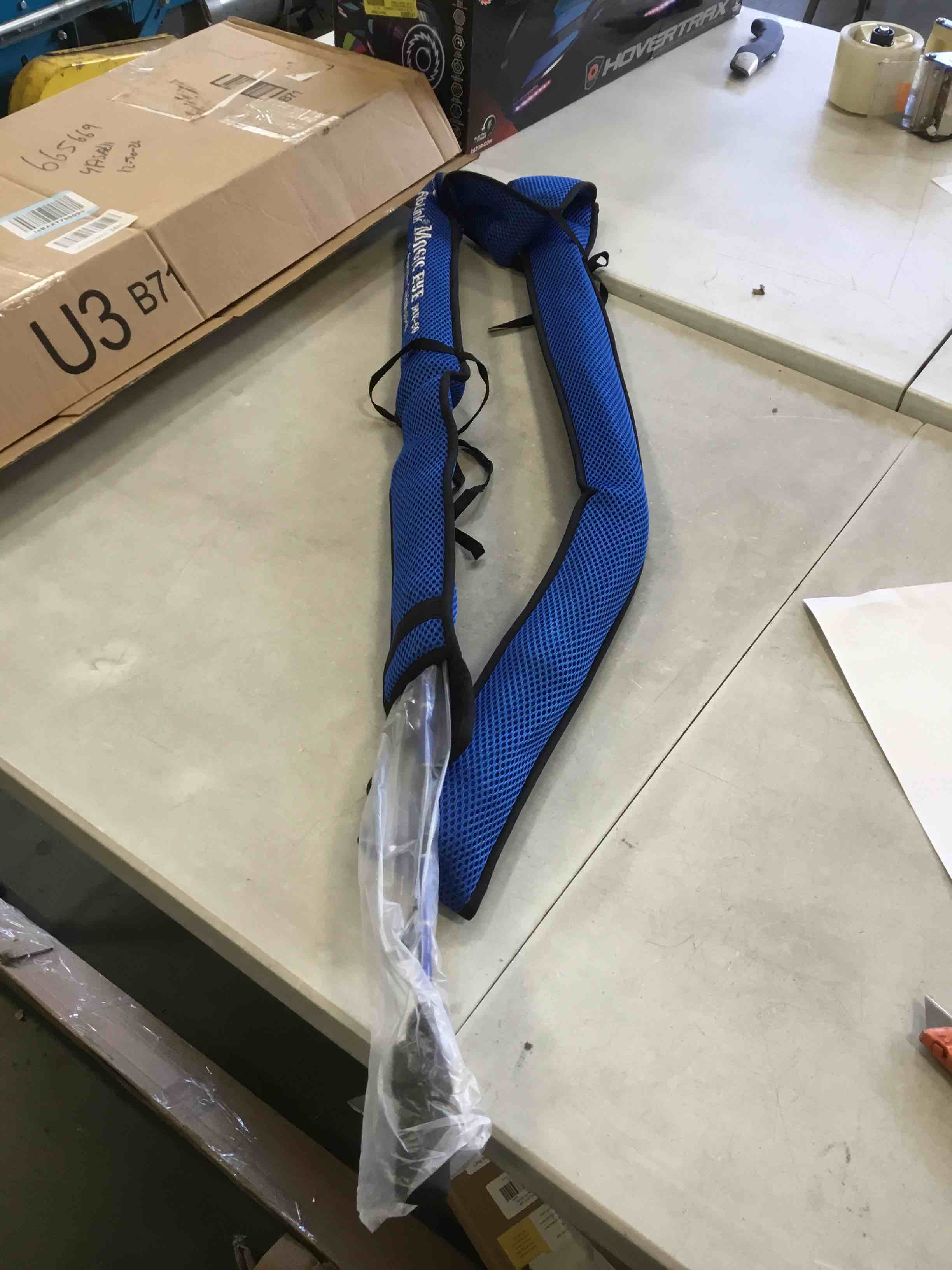 https://s3.amazonaws.com/lotting-images-prod/bidfta/TEA1508907_1737397350699.jpeg