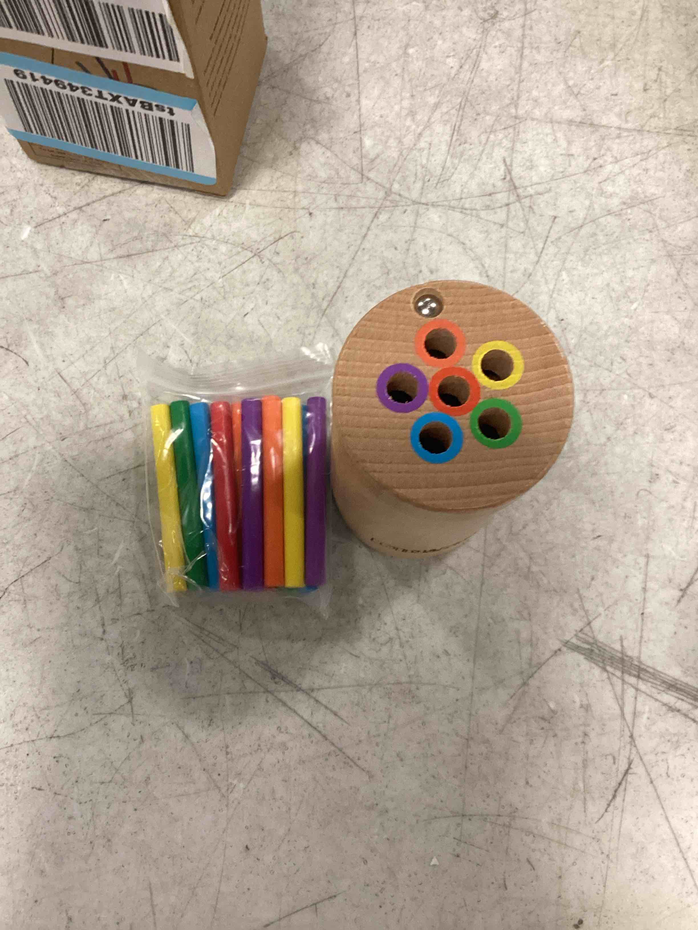 https://s3.amazonaws.com/lotting-images-prod/bidfta/TEA1509175_1738157924082.jpeg