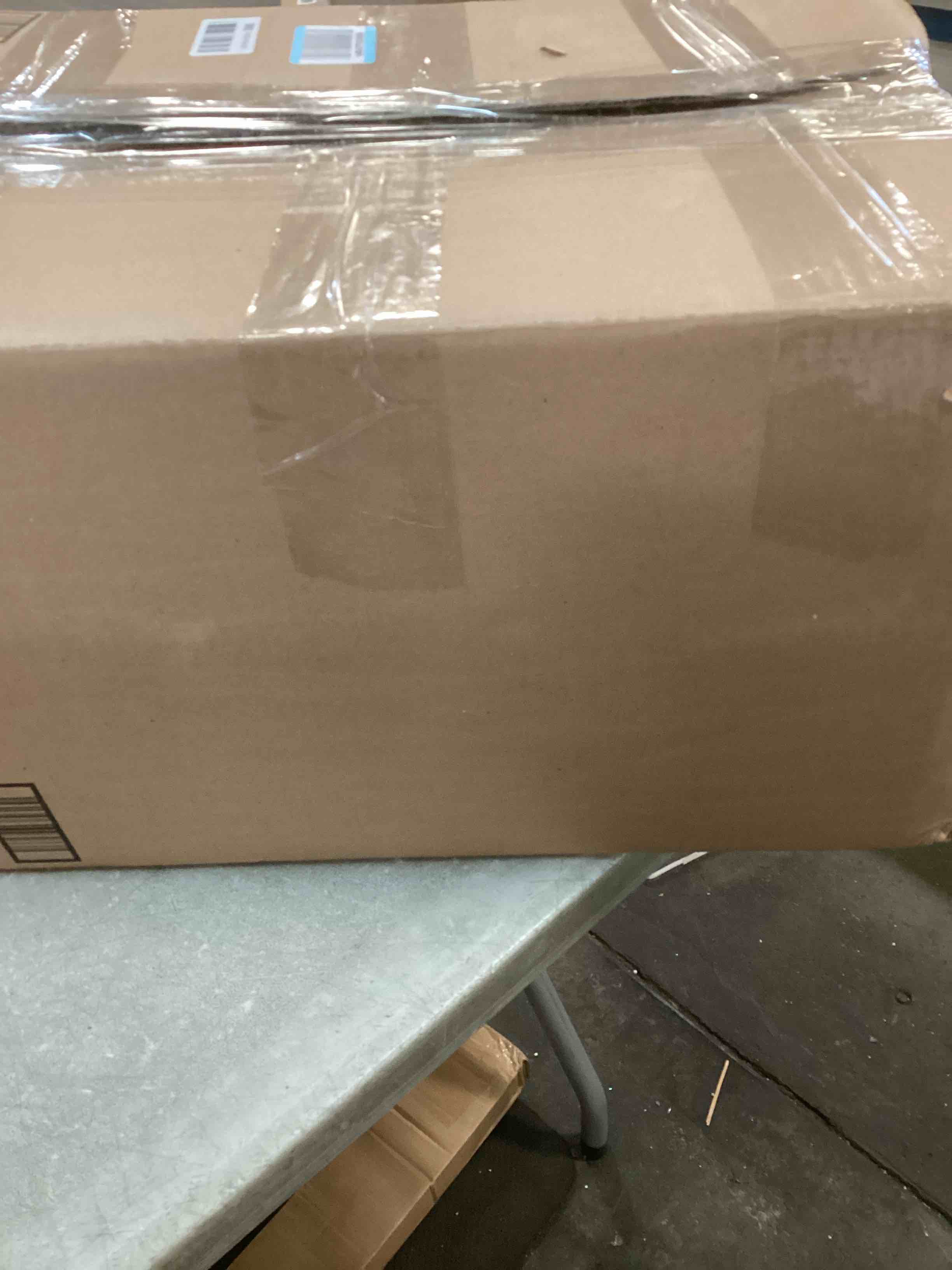 https://s3.amazonaws.com/lotting-images-prod/bidfta/TEA1511464_1735575390469.jpeg