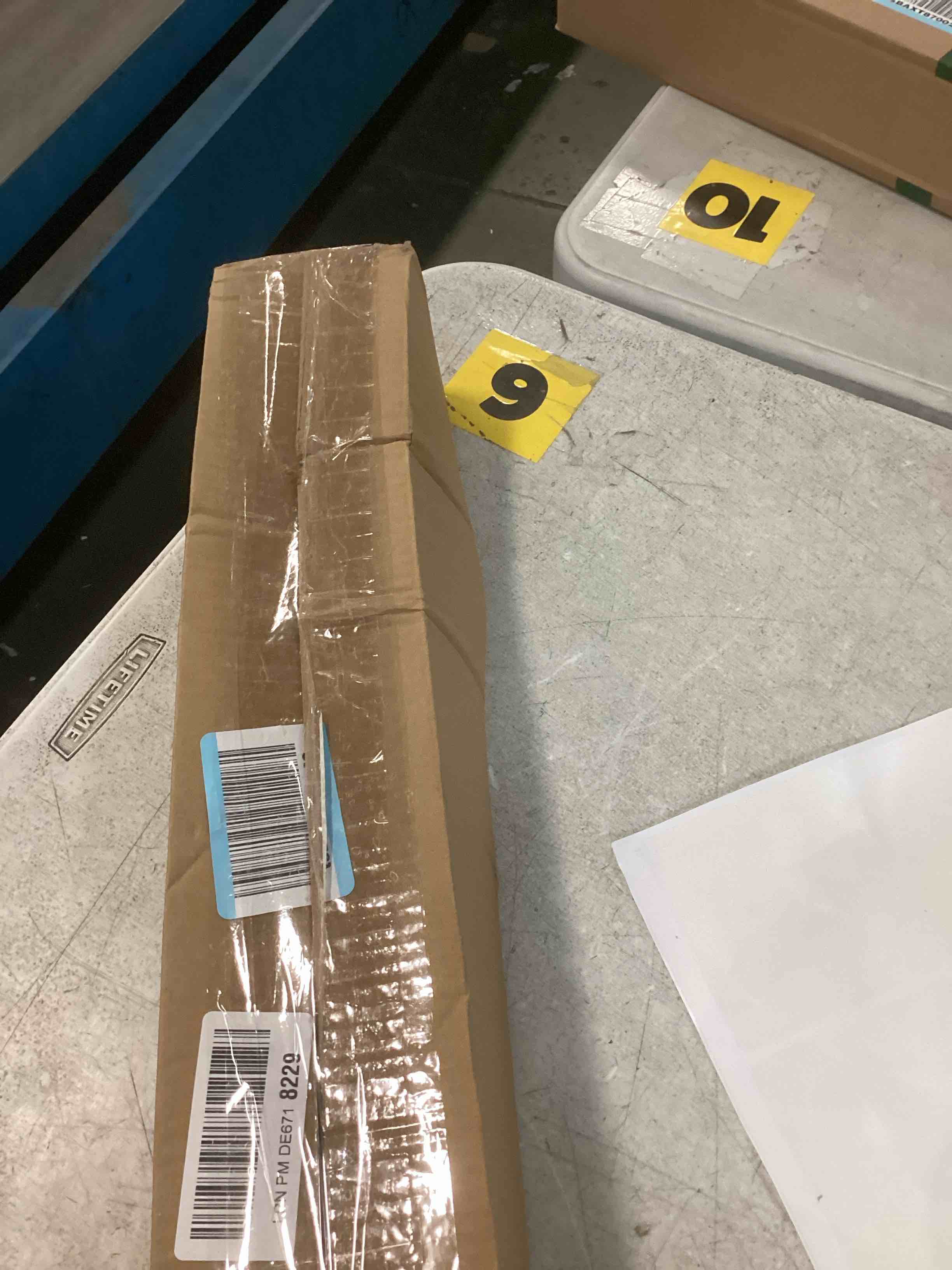 https://s3.amazonaws.com/lotting-images-prod/bidfta/TEA1511831_1735678436915.jpeg