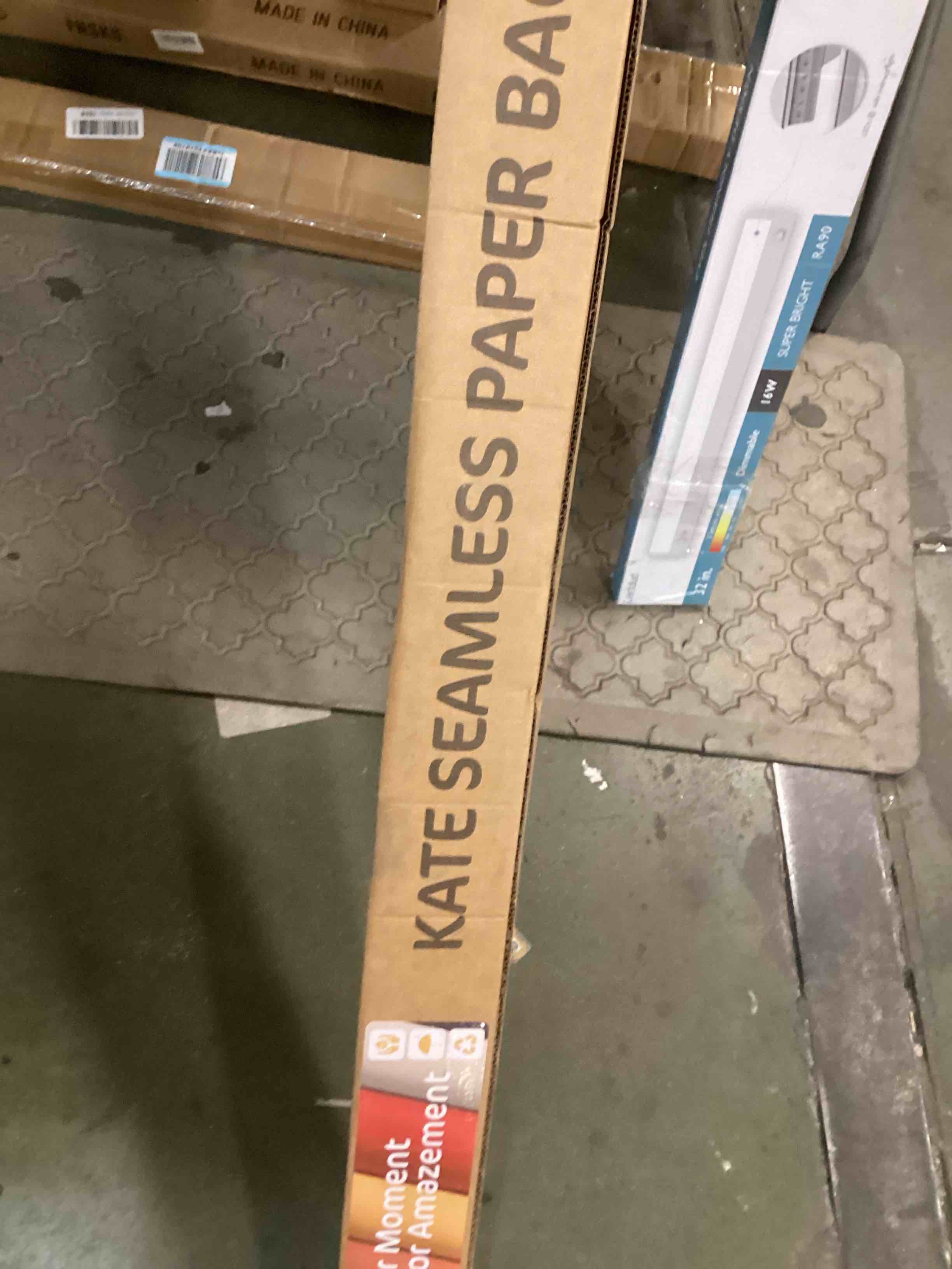 https://s3.amazonaws.com/lotting-images-prod/bidfta/TEA1511840_1735819680233.jpeg