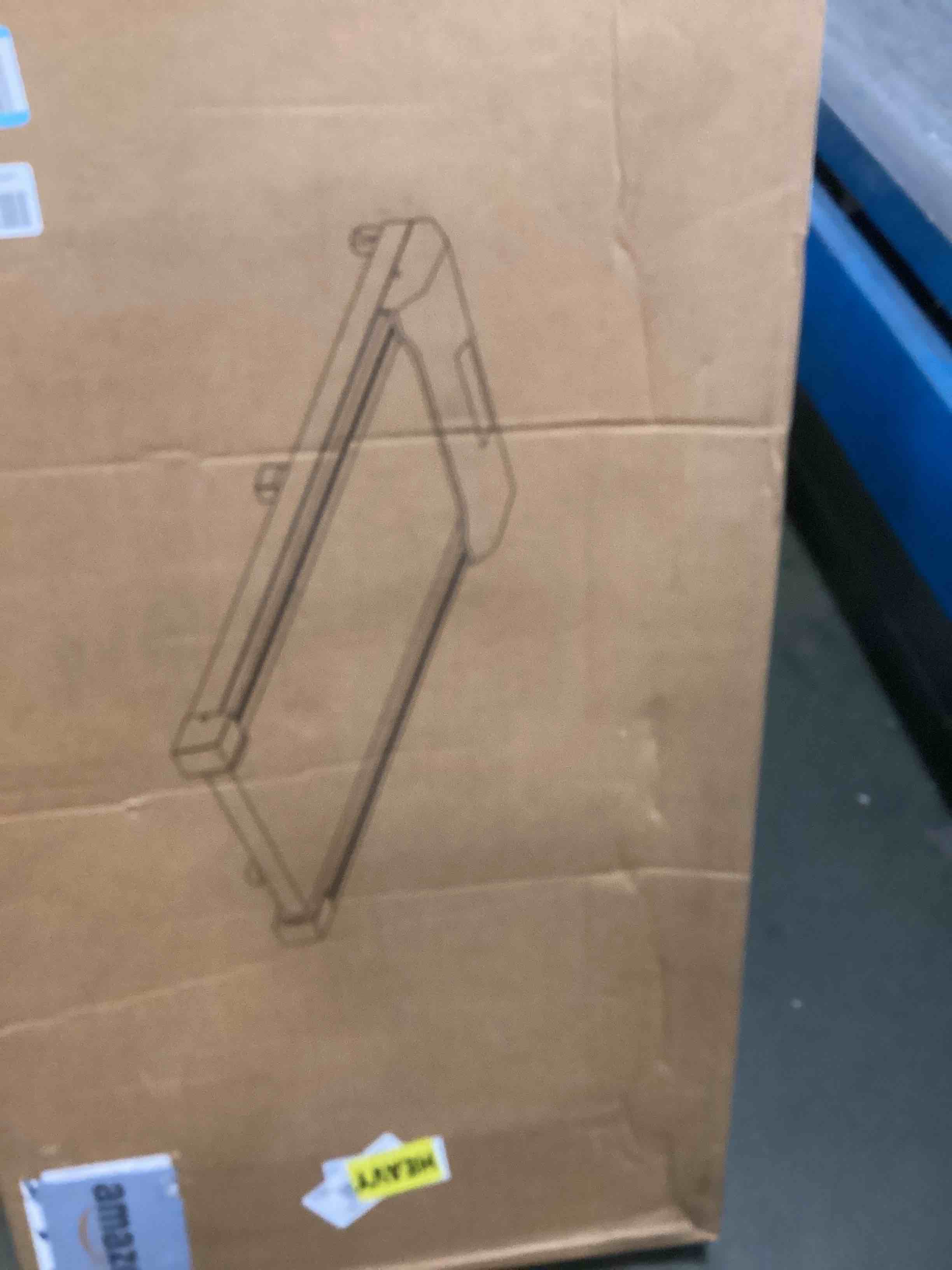 https://s3.amazonaws.com/lotting-images-prod/bidfta/TEA1512430_1736010145526.jpeg
