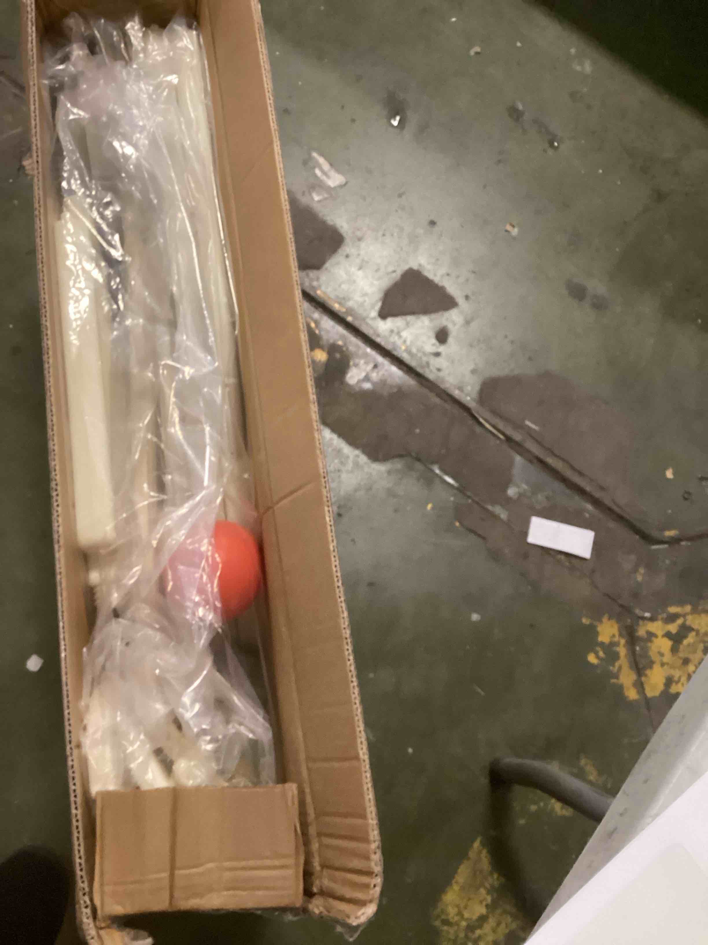 https://s3.amazonaws.com/lotting-images-prod/bidfta/TEA1512808_1736356968176.jpeg