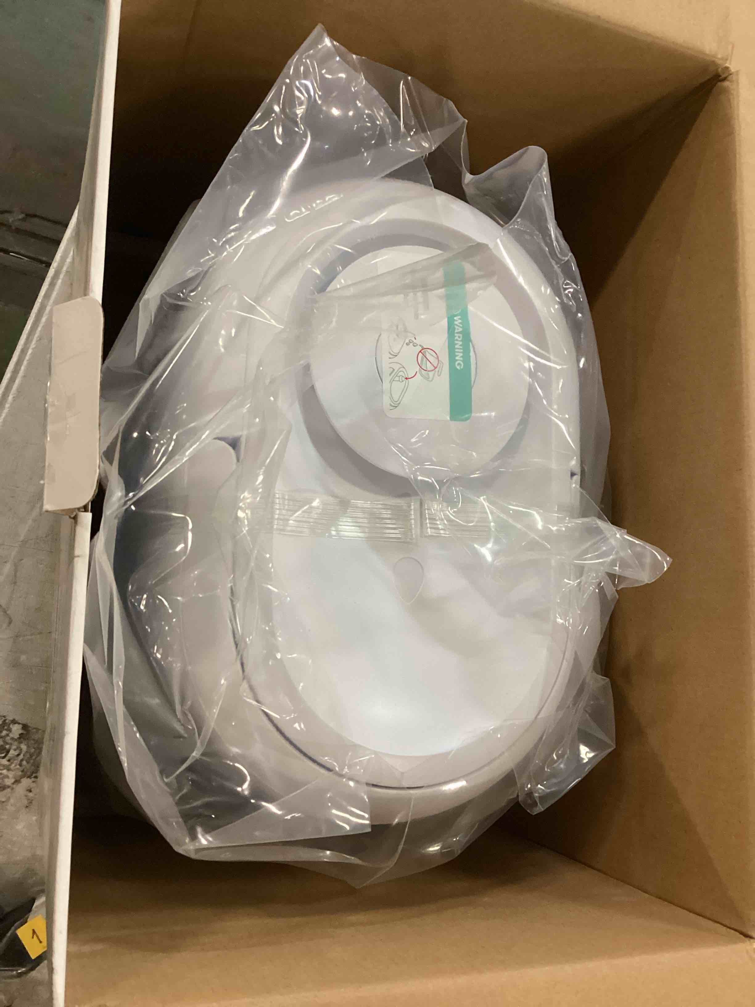 https://s3.amazonaws.com/lotting-images-prod/bidfta/TEA1513491_1734613568216.jpeg