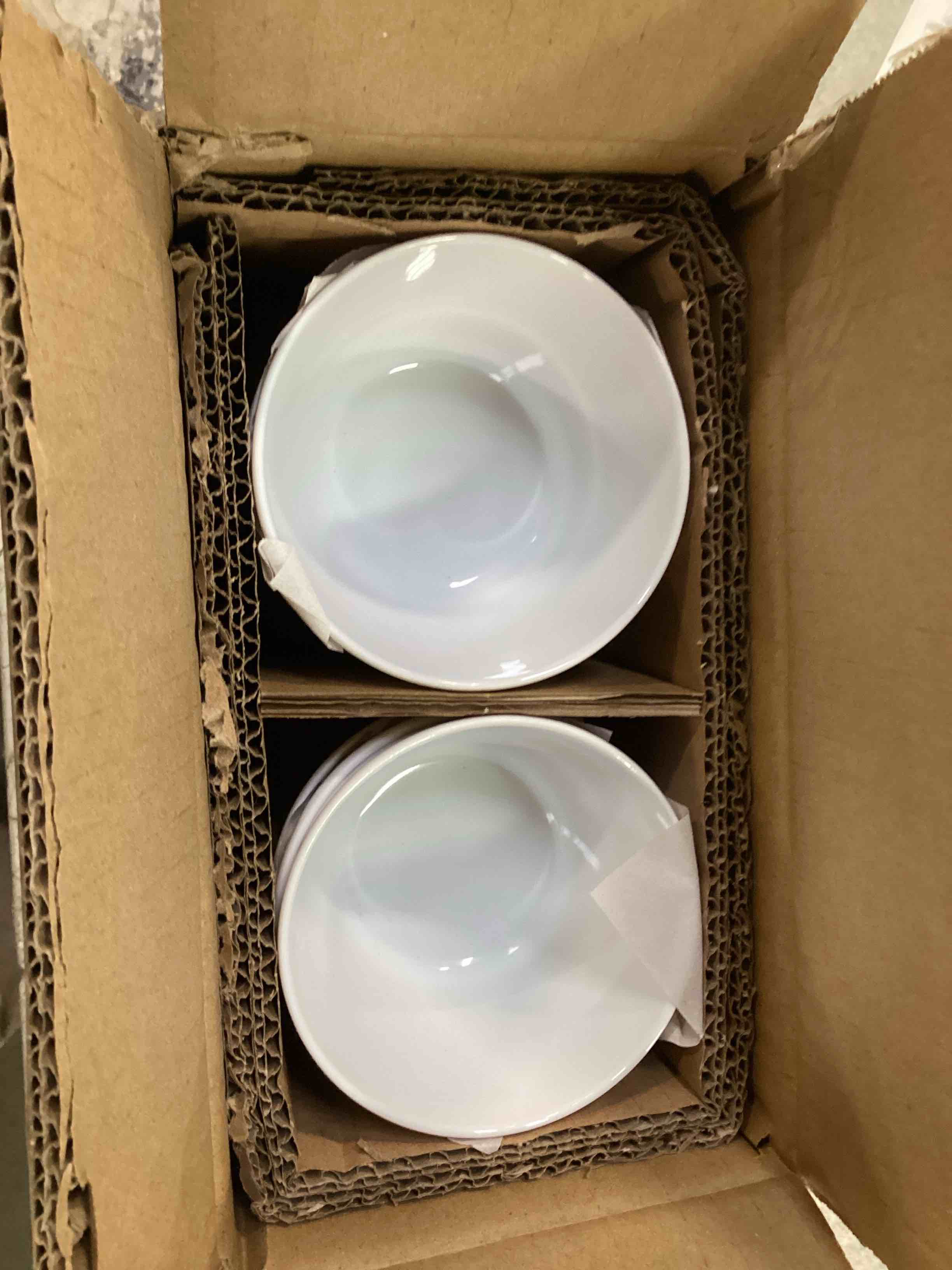 https://s3.amazonaws.com/lotting-images-prod/bidfta/TEA1514149_1735065080645.jpeg