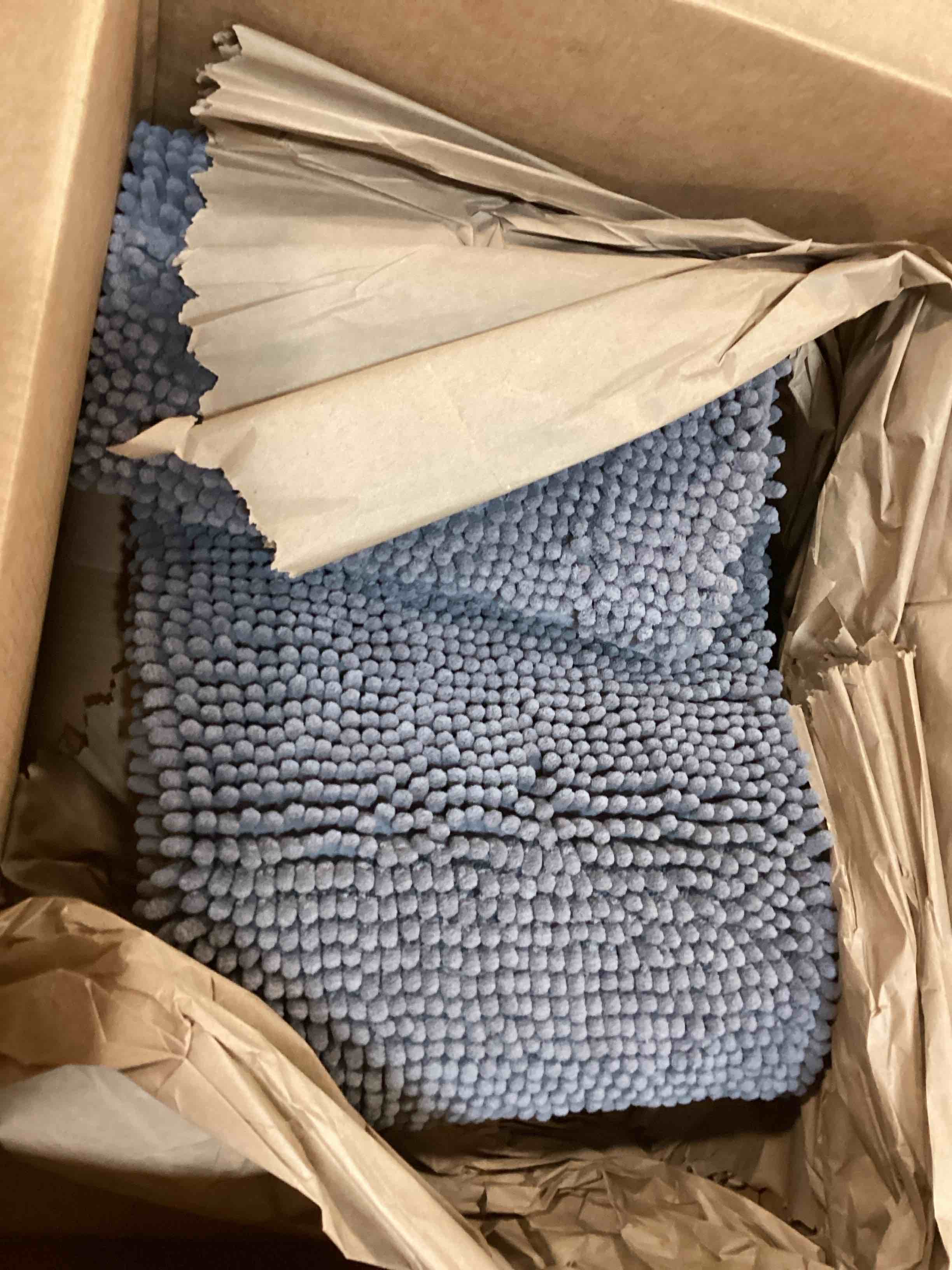 https://s3.amazonaws.com/lotting-images-prod/bidfta/TEA1514639_1735577610989.jpeg