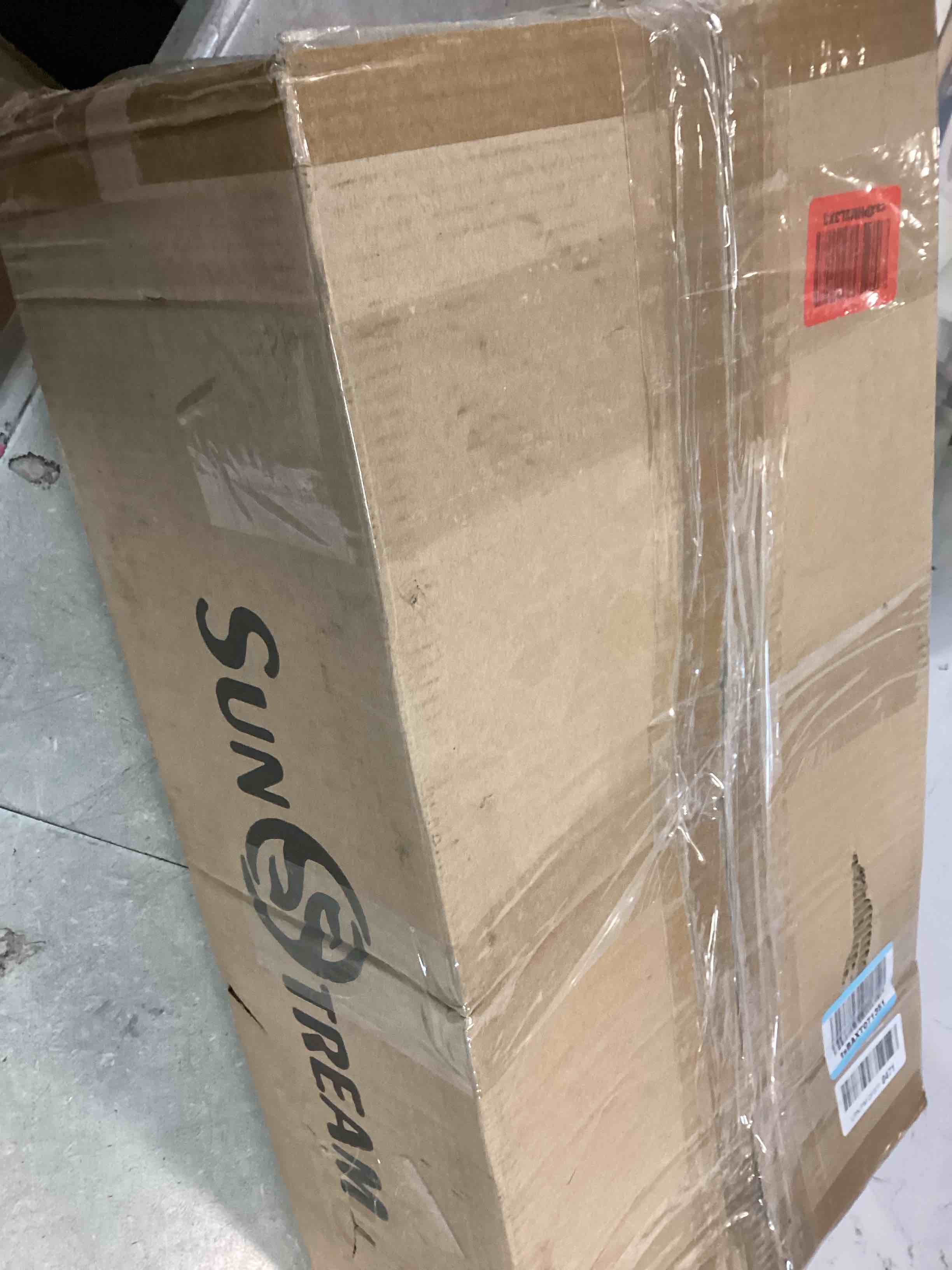 https://s3.amazonaws.com/lotting-images-prod/bidfta/TEA1515073_1735833223943.jpeg