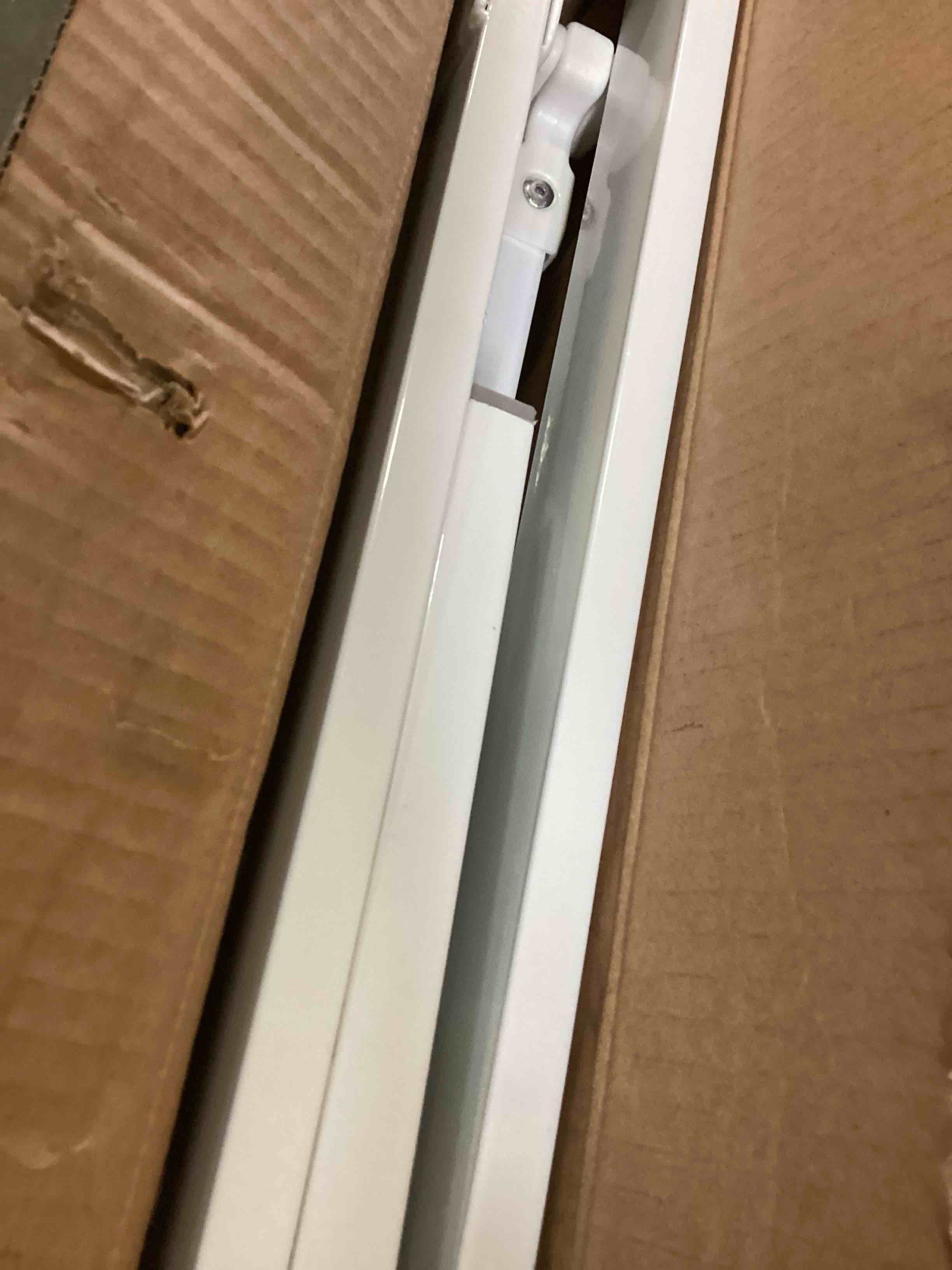 https://s3.amazonaws.com/lotting-images-prod/bidfta/TEA1515587_1736008880401.jpeg