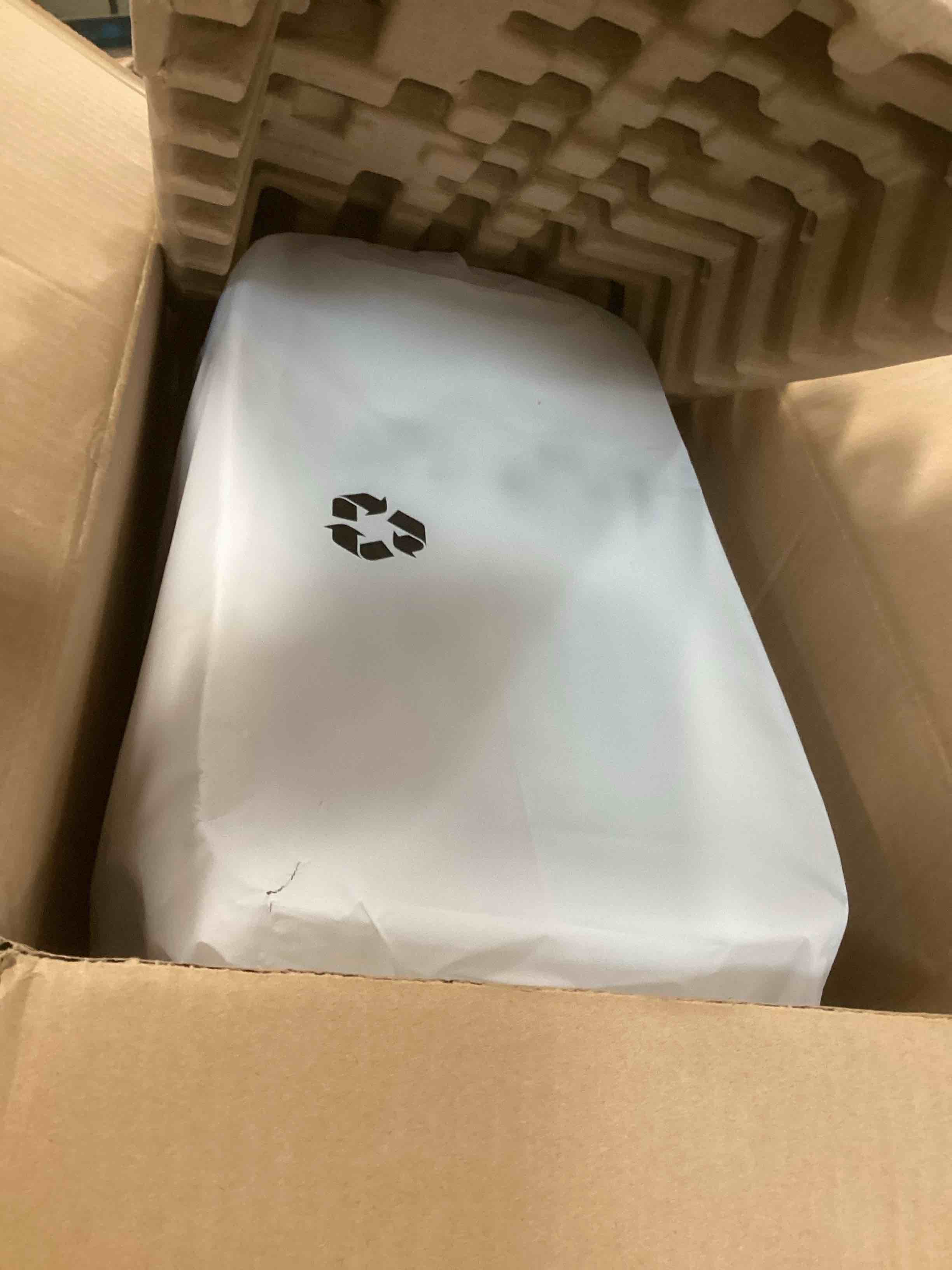 https://s3.amazonaws.com/lotting-images-prod/bidfta/TEA1517498_1735575221662.jpeg