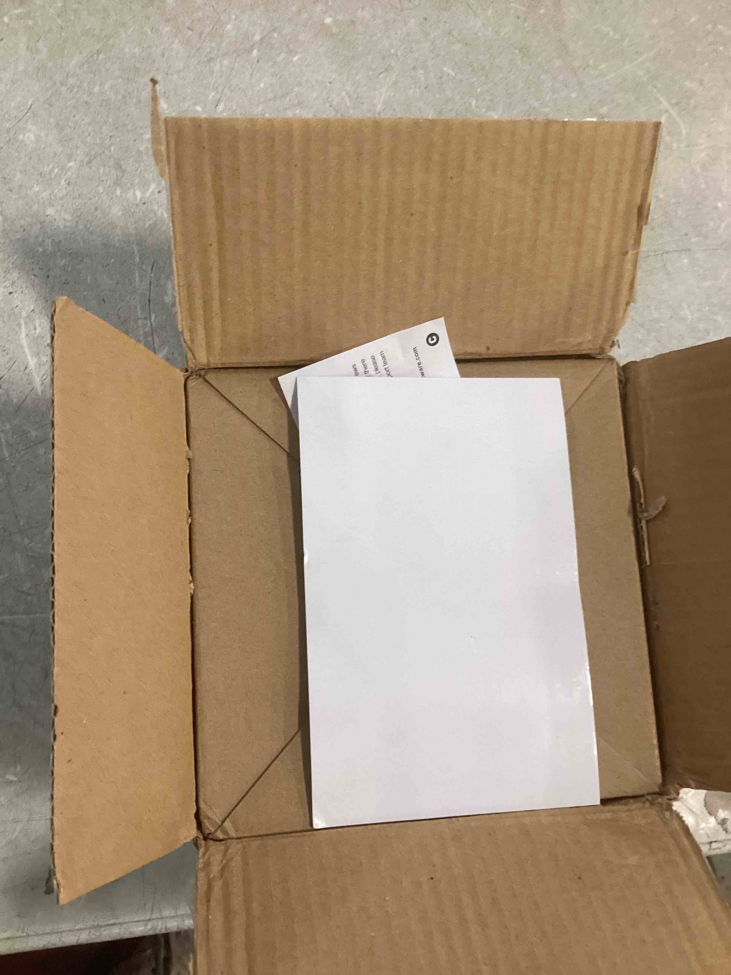 https://s3.amazonaws.com/lotting-images-prod/bidfta/TEA1518111_1735910726143.jpeg