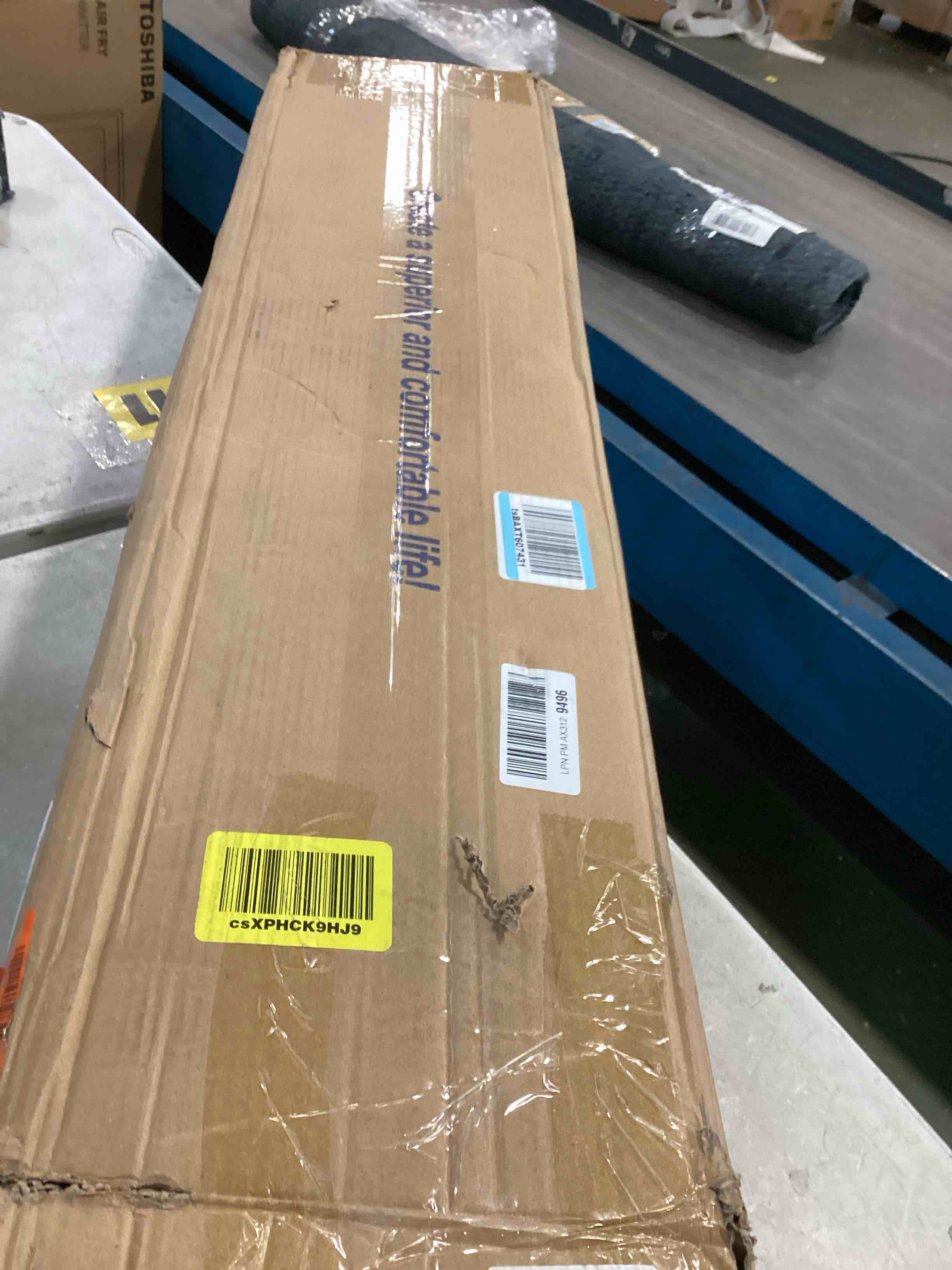 https://s3.amazonaws.com/lotting-images-prod/bidfta/TEA1518291_1735933386297.jpeg