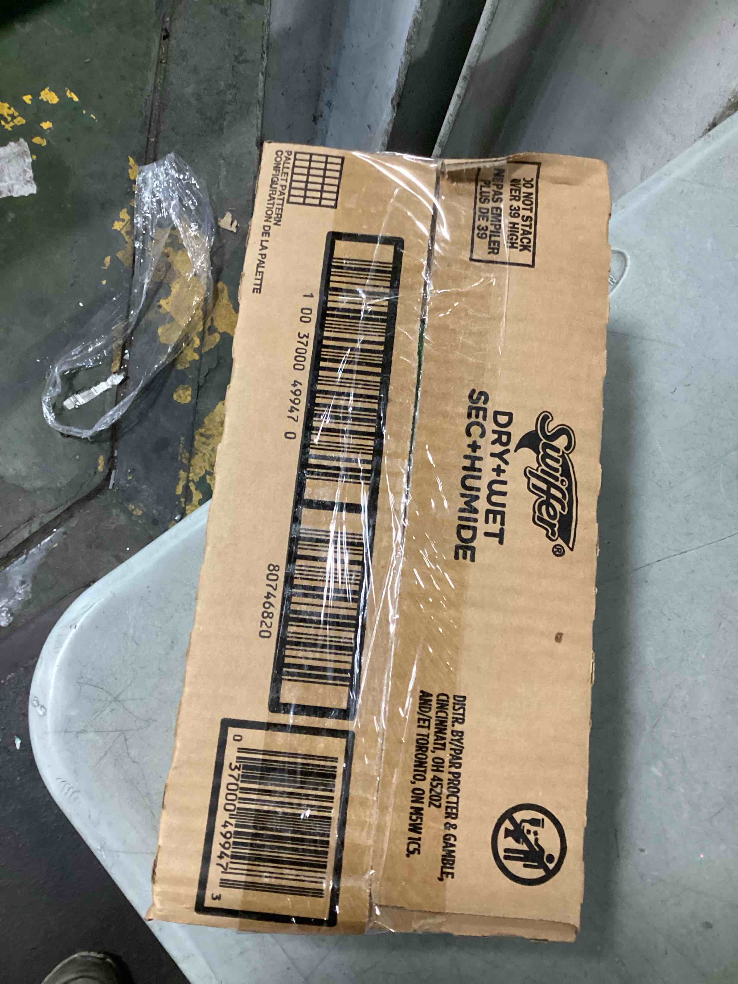 https://s3.amazonaws.com/lotting-images-prod/bidfta/TEA1518372_1736259565432.jpeg