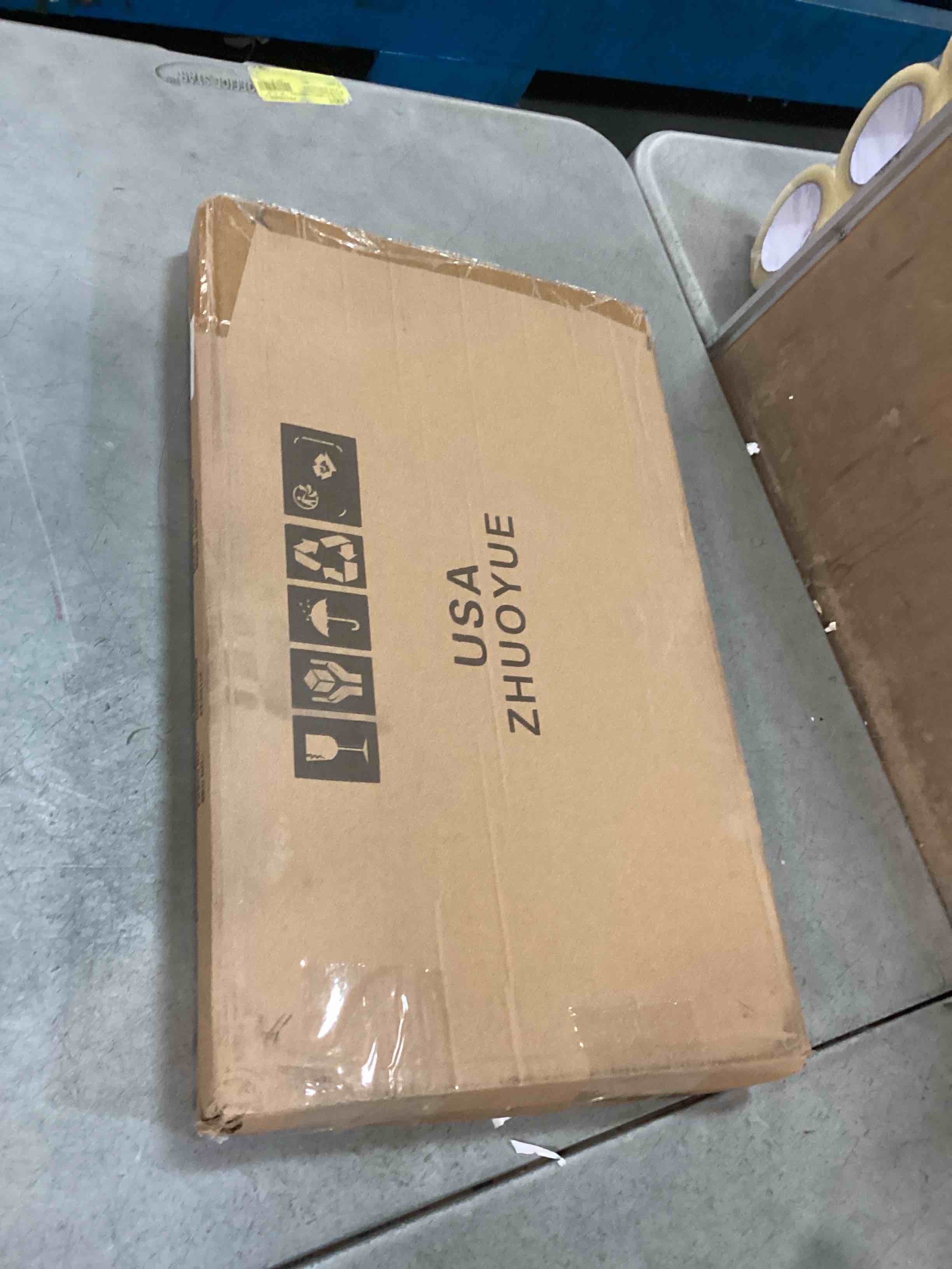 https://s3.amazonaws.com/lotting-images-prod/bidfta/TEA1519163_1734065781047.jpeg