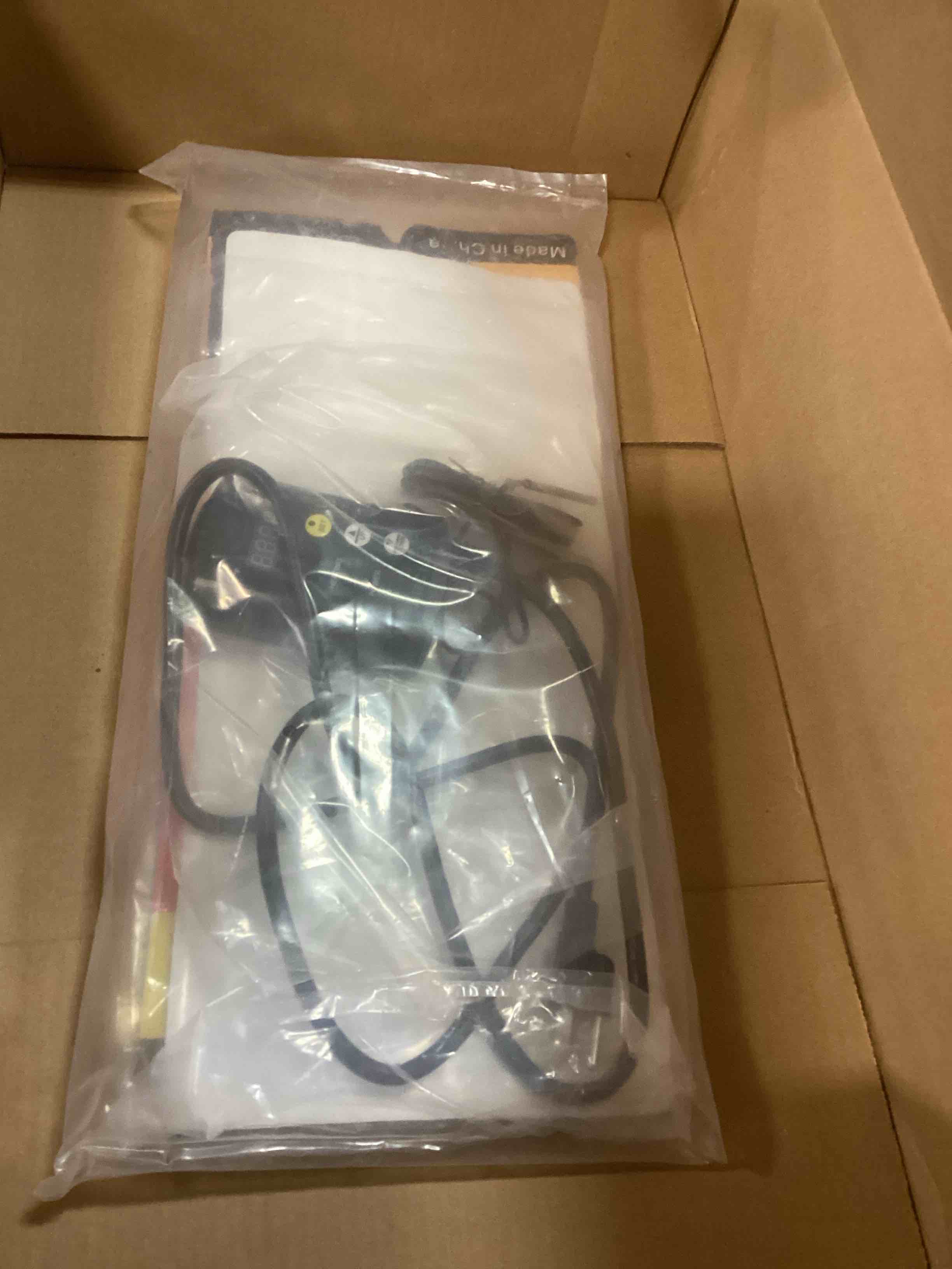 https://s3.amazonaws.com/lotting-images-prod/bidfta/TEA1519173_1734066794601.jpeg