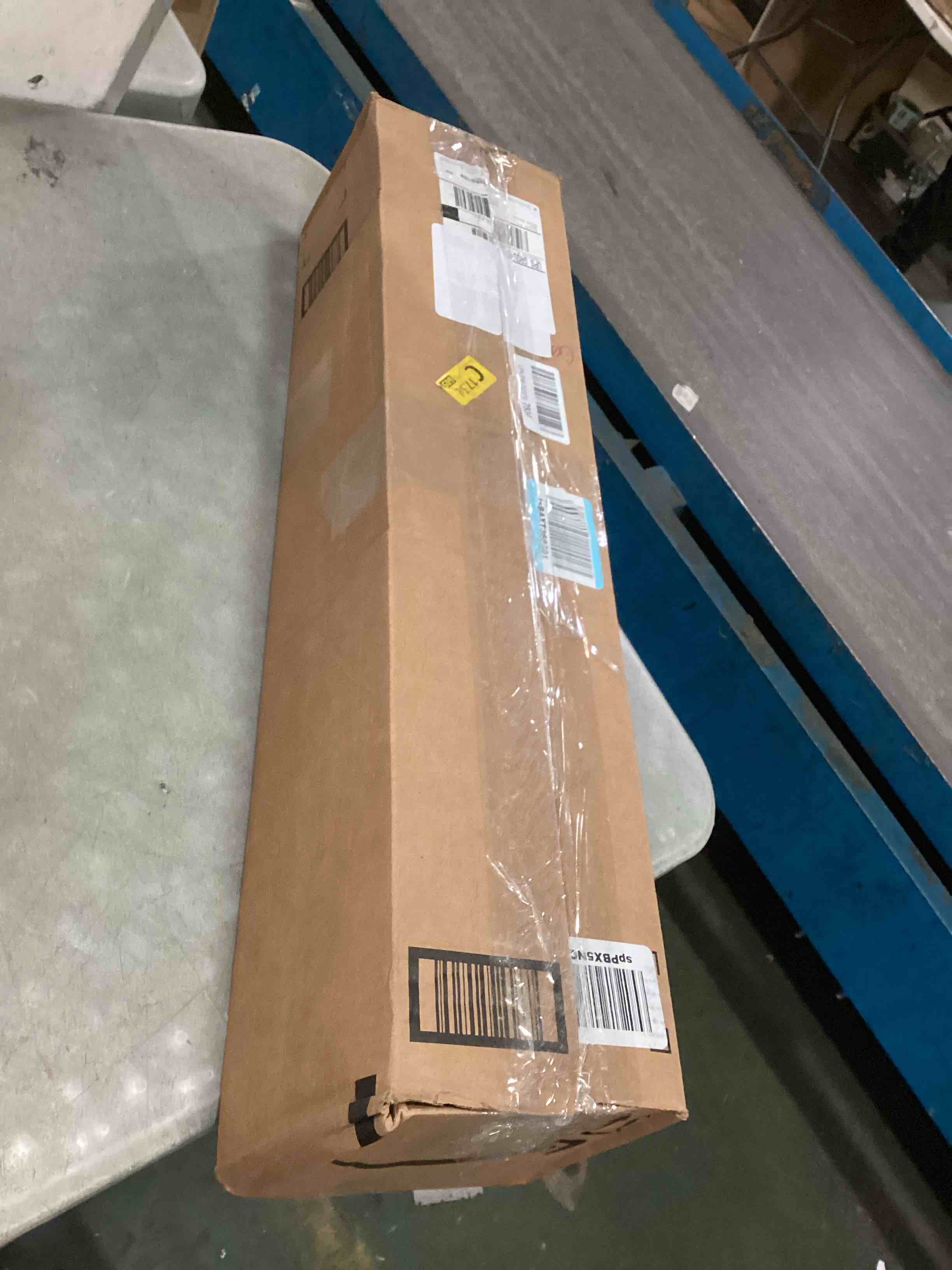 https://s3.amazonaws.com/lotting-images-prod/bidfta/TEA1519513_1734196690816.jpeg